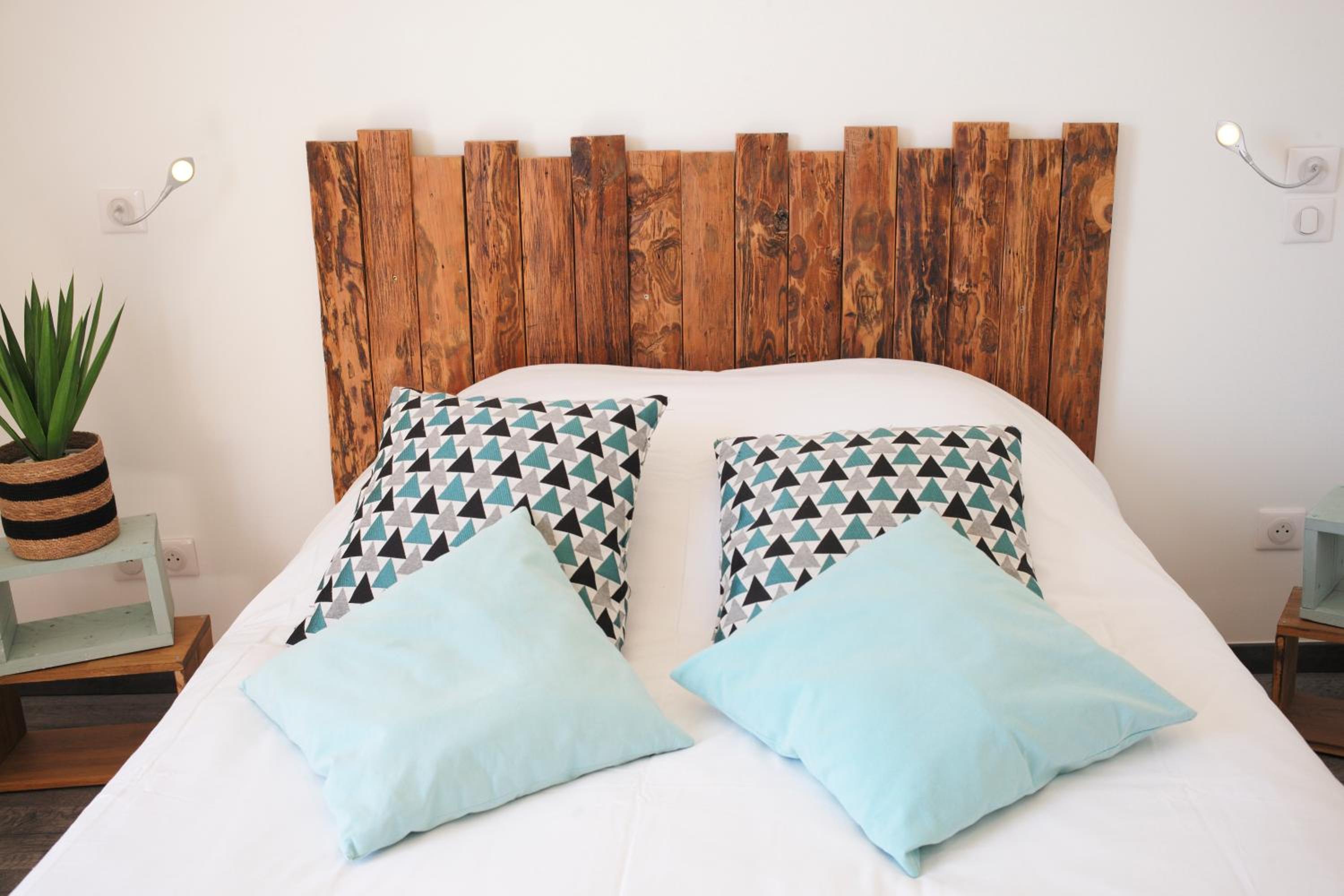 Double Room - Photo 5
