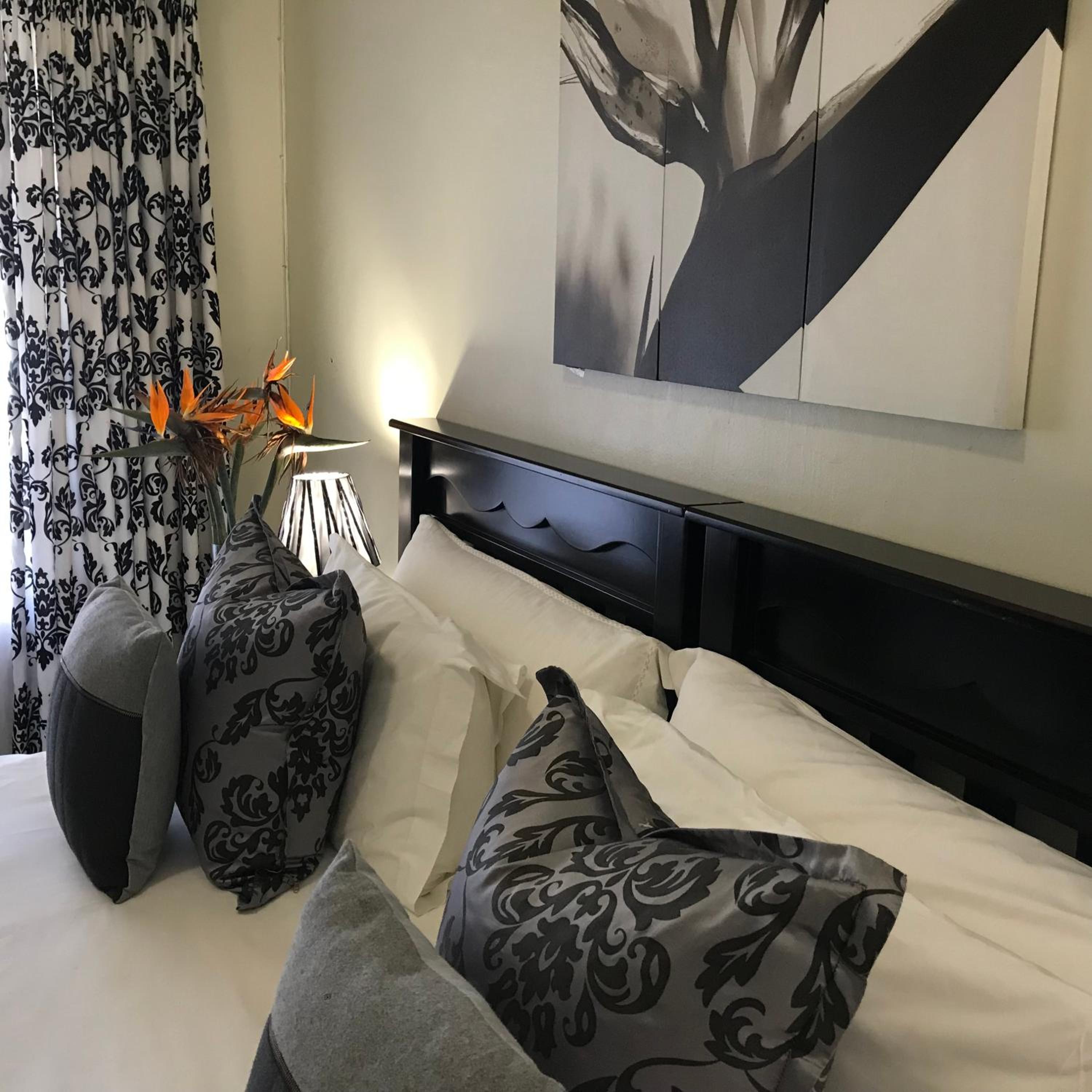 Superior Double or Twin Room - Photo 2