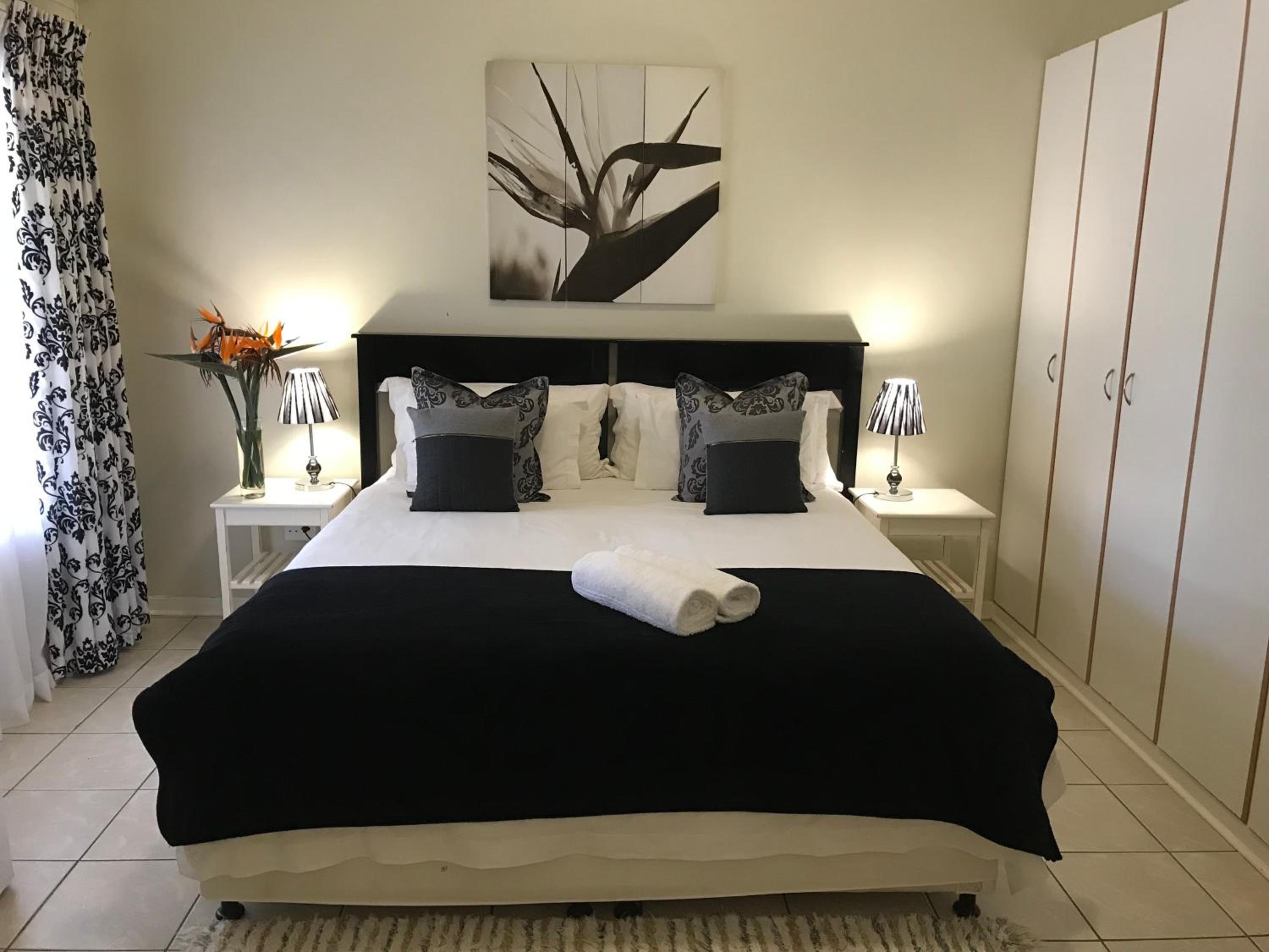 Superior Double or Twin Room - Photo 9