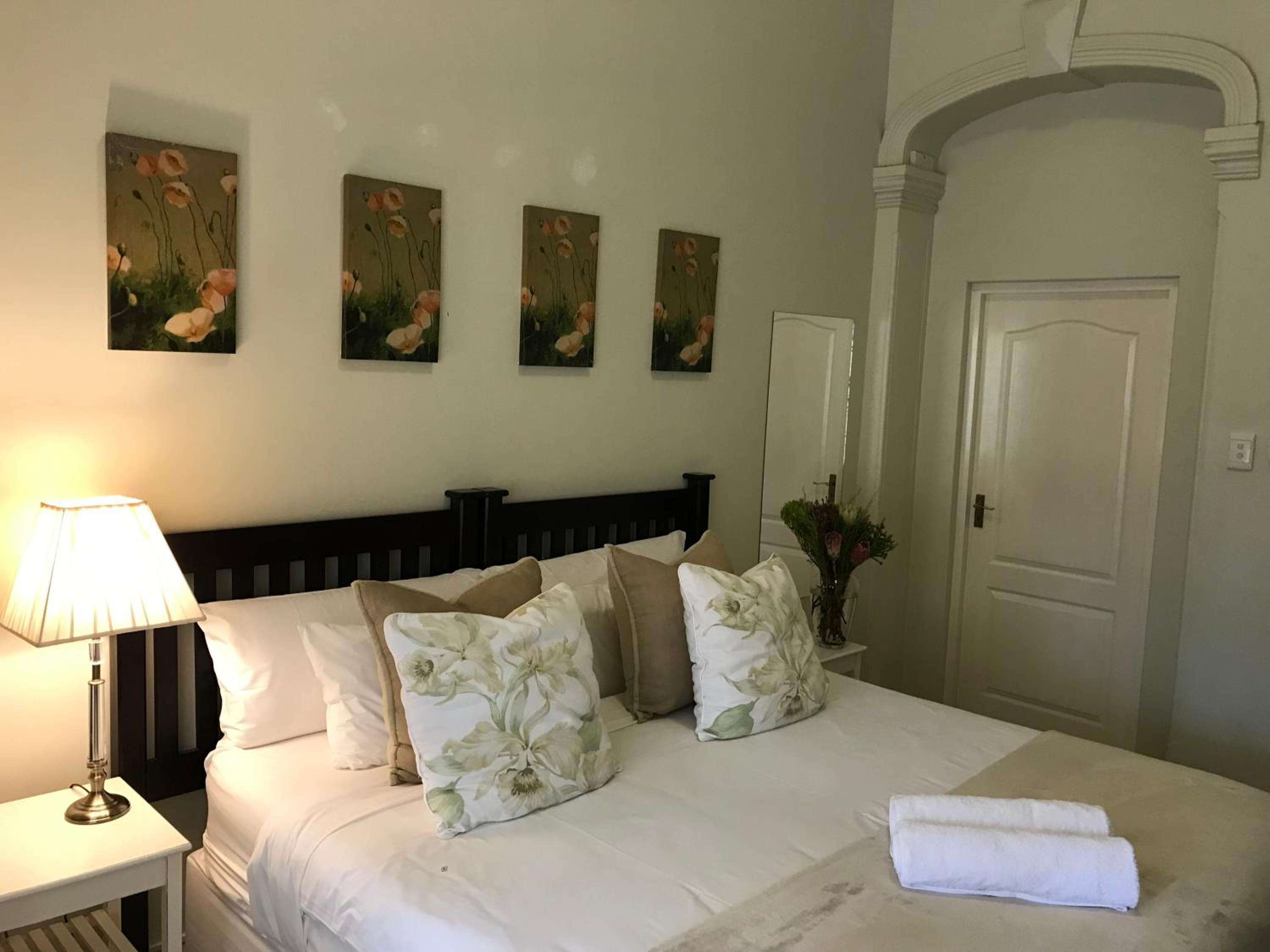 Superior Double or Twin Room - Photo 3