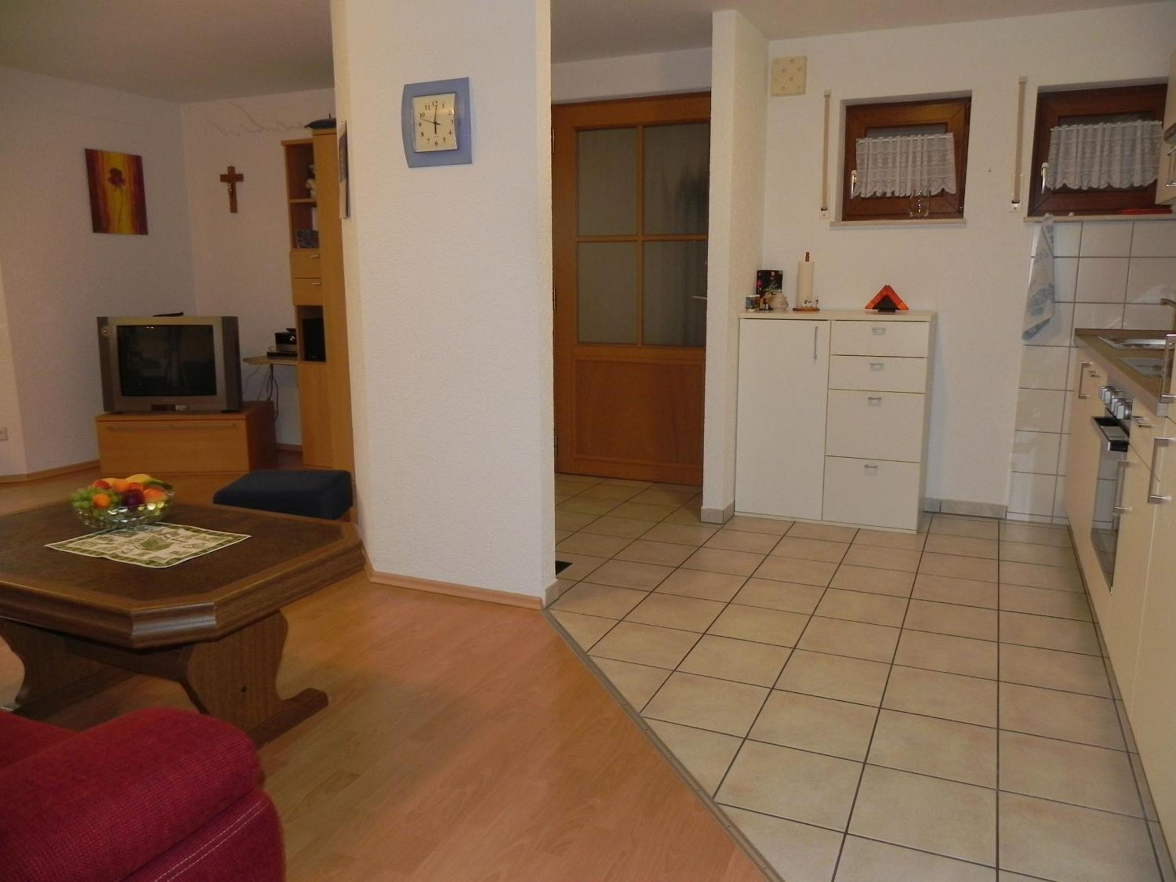 One-Bedroom Apartment photo 2