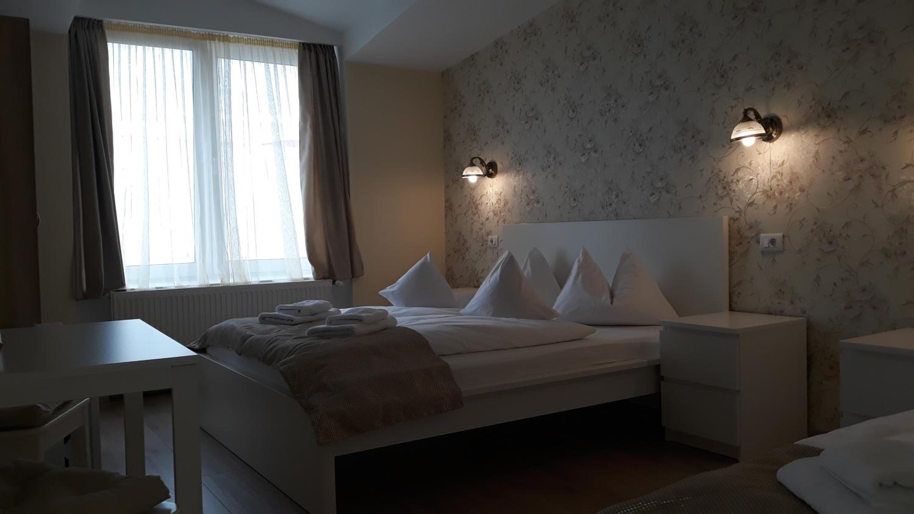 Triple Room - Photo 3
