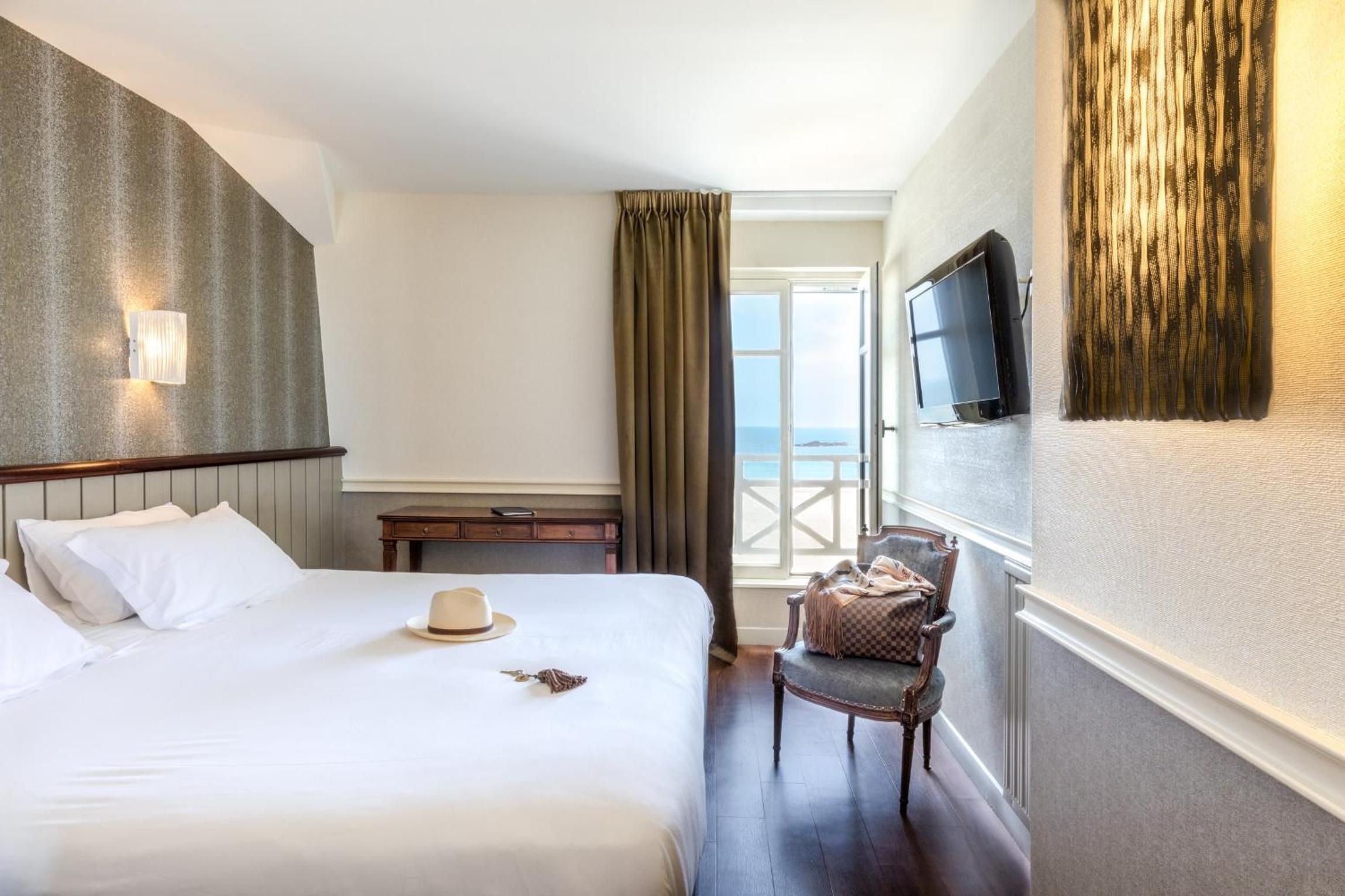 Sea View - Double / Triple Room - Photo 1