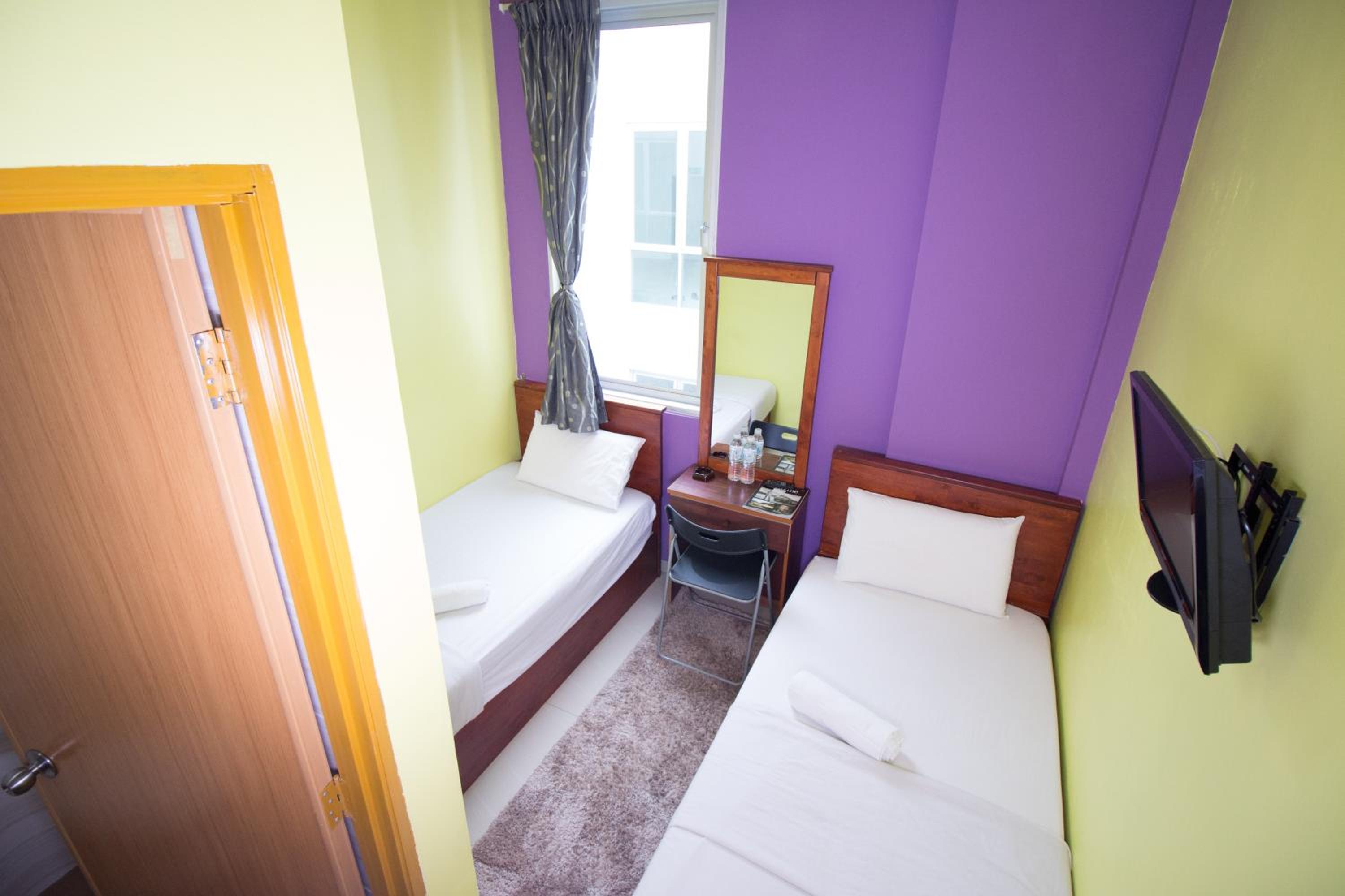 Standard Twin Room photo 3