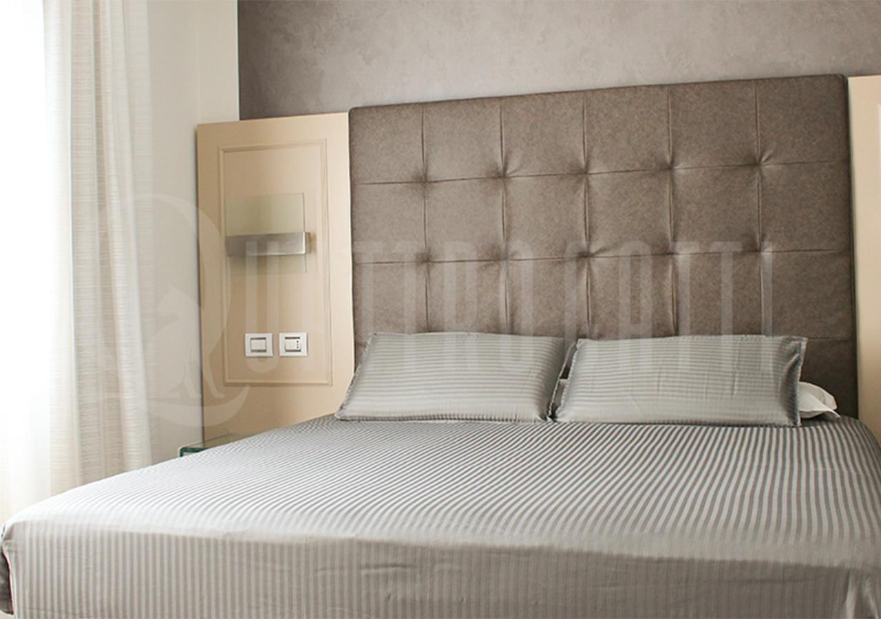Deluxe King Room photo 1