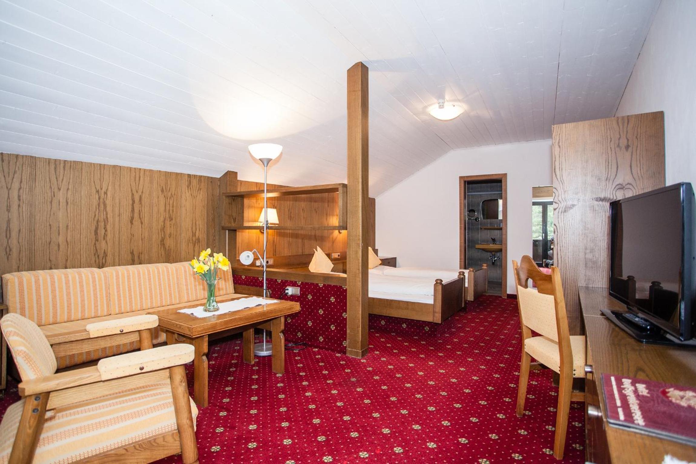 Economy Double or Twin Room photo 1