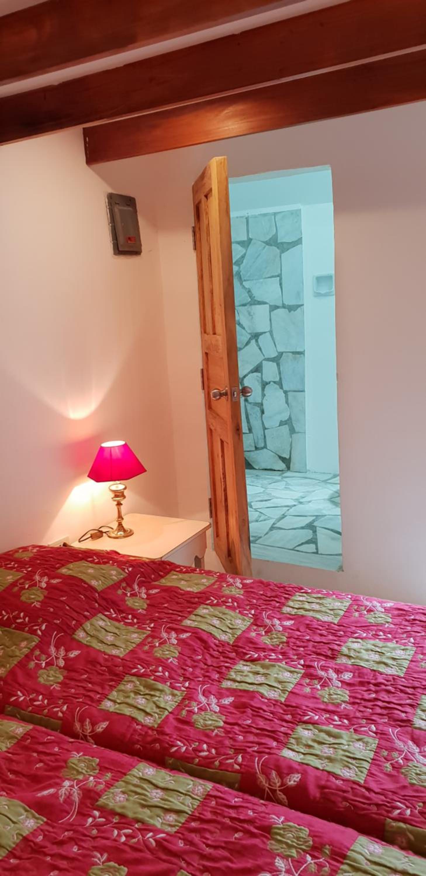 Deluxe Double Room With Bathroom photo 2