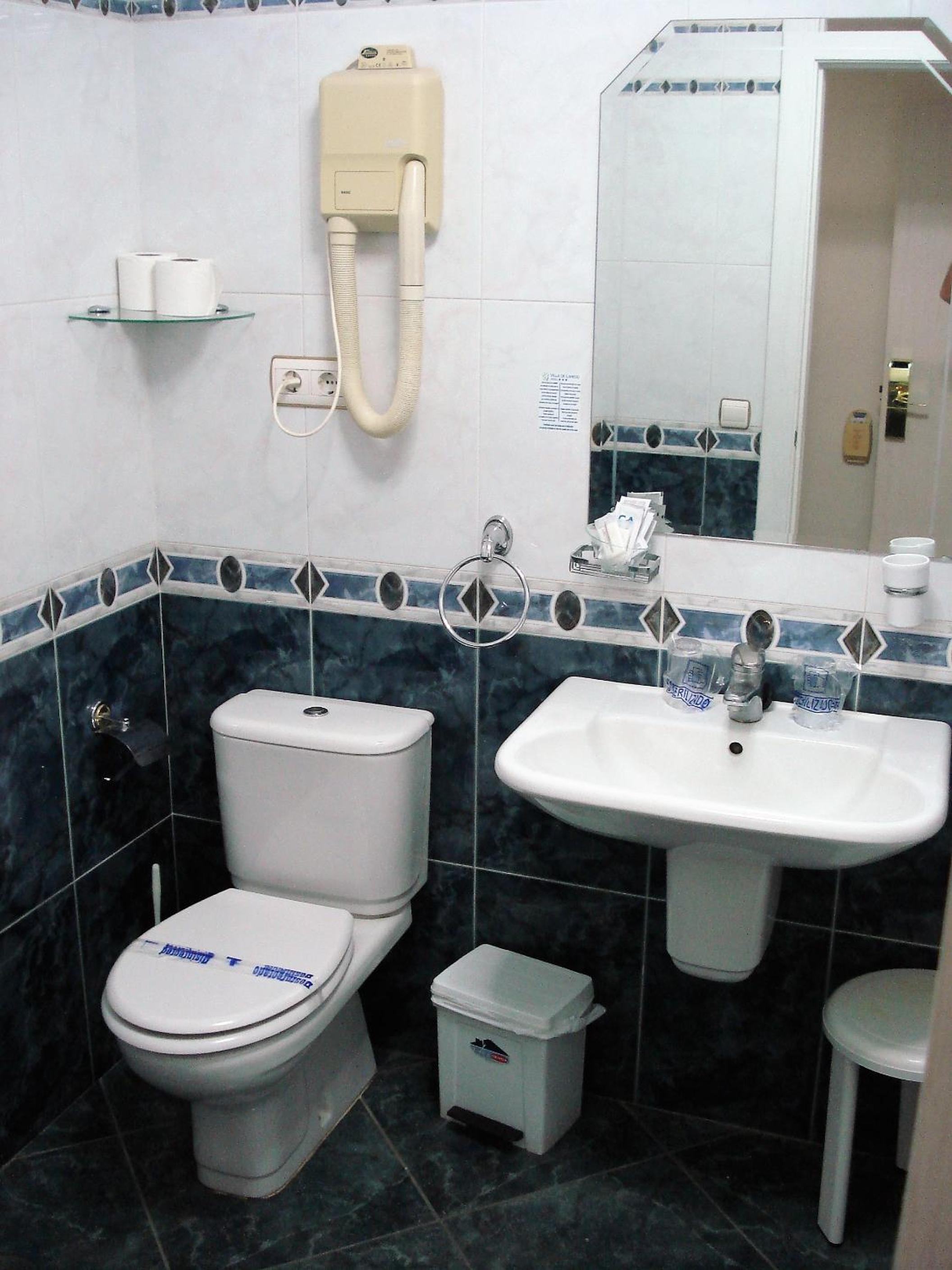 Single Room with Sea View photo 3