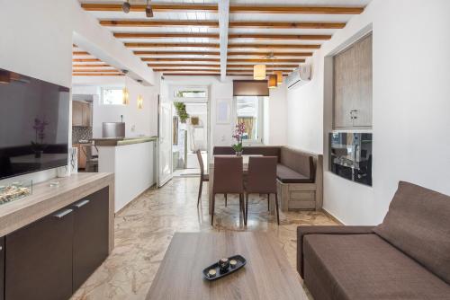 Two-Bedroom Villa photo 3