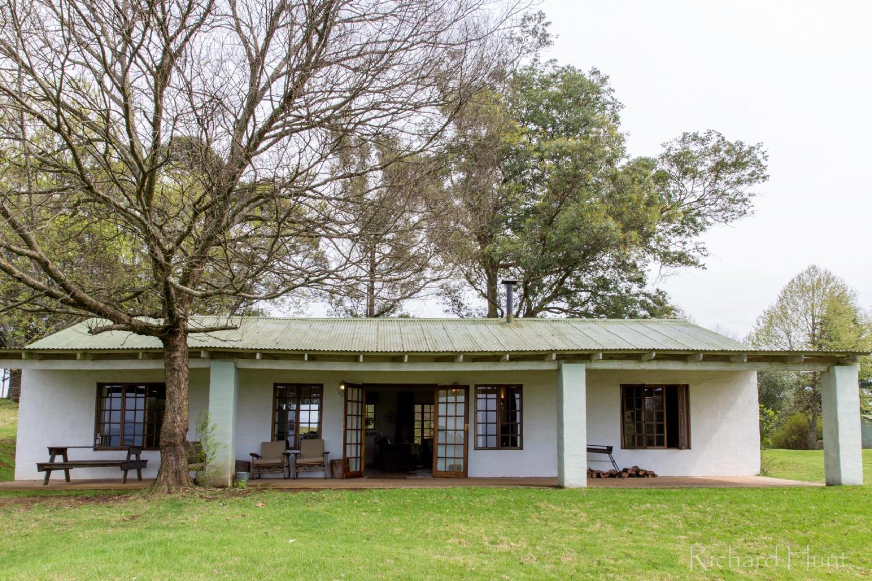 Two-Bedroom House photo 3