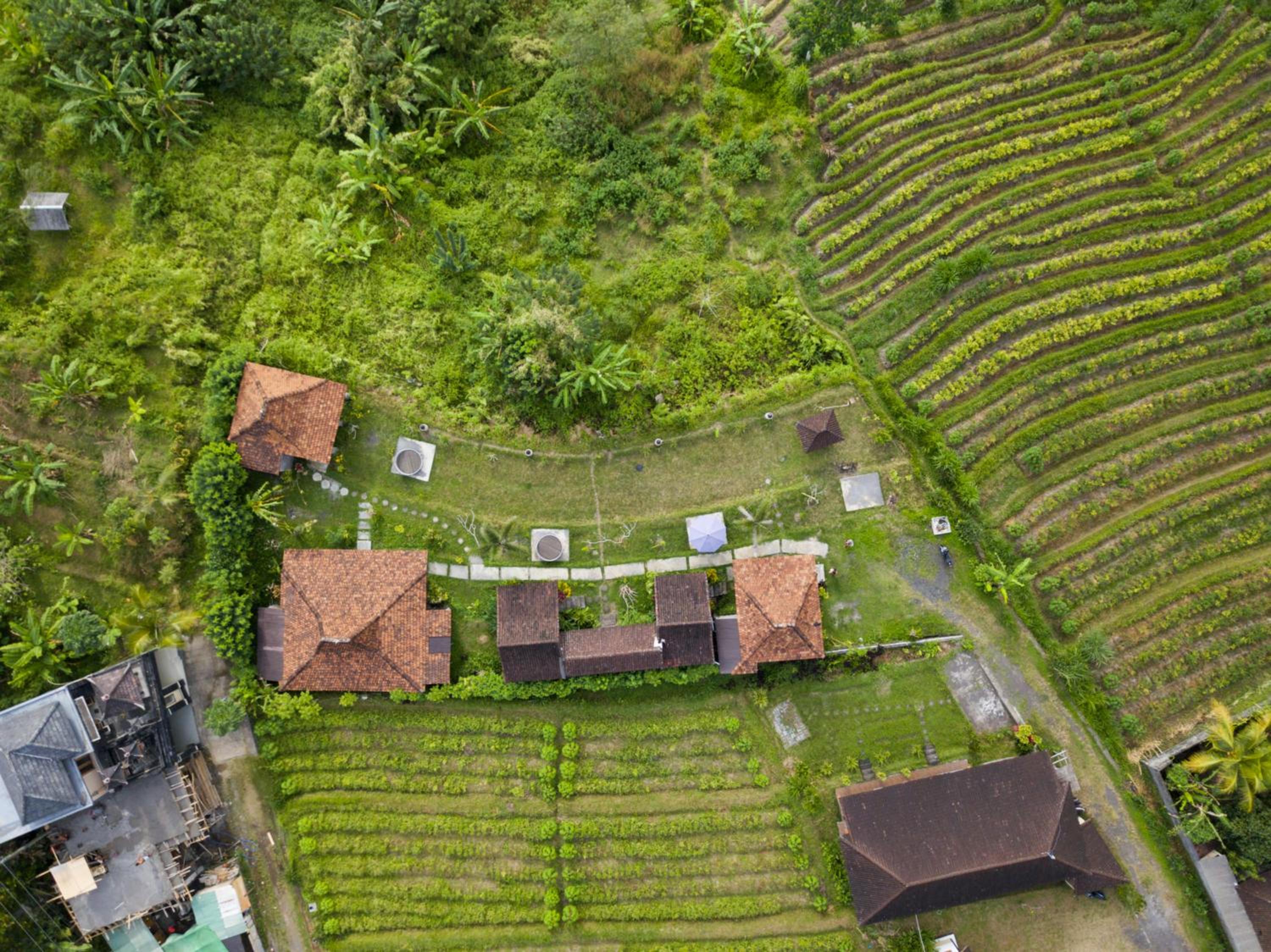 Bungalow with Garden View - Photo 72