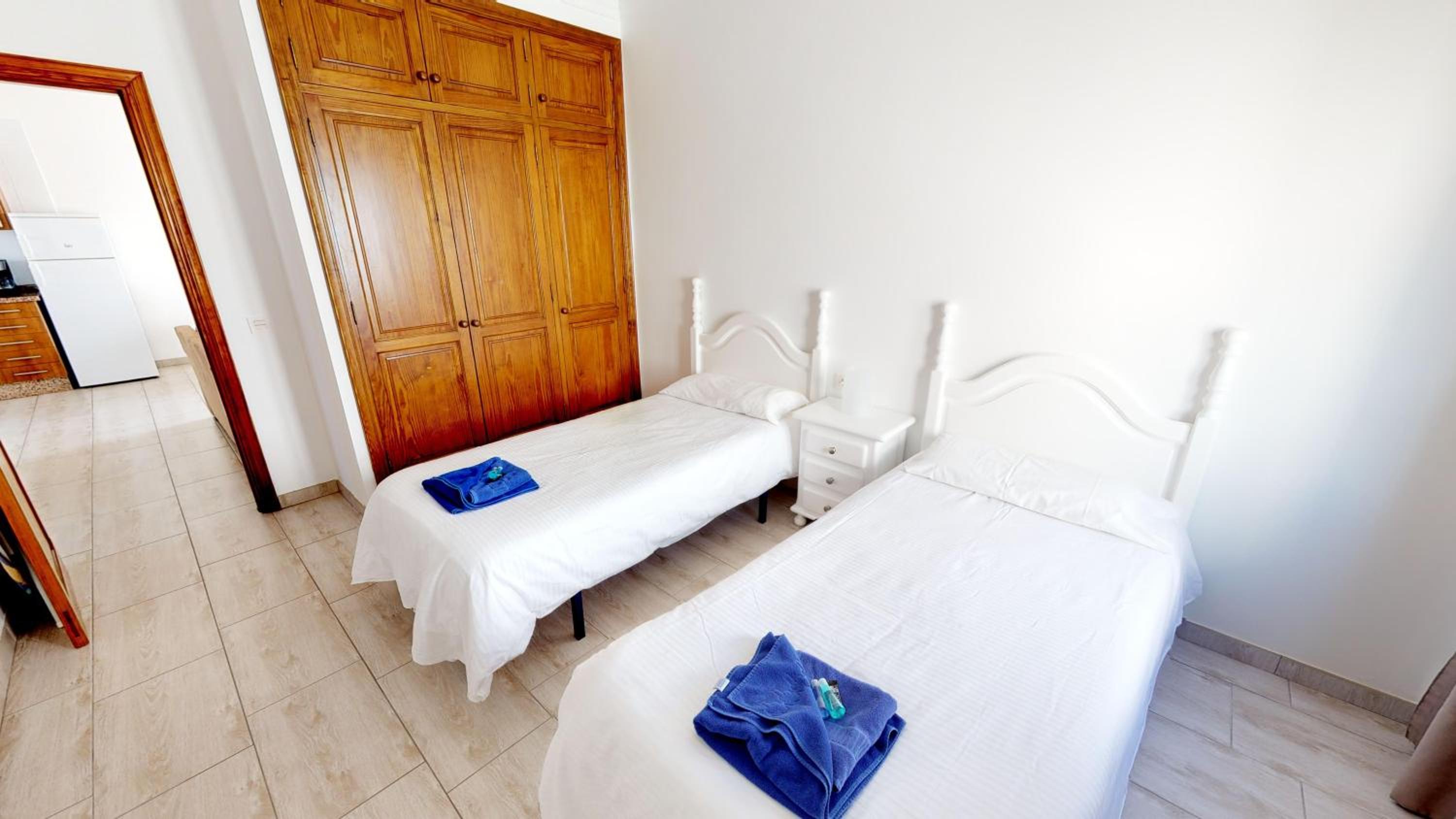 Two-Bedroom Apartment with Terrace and Sea View photo 3