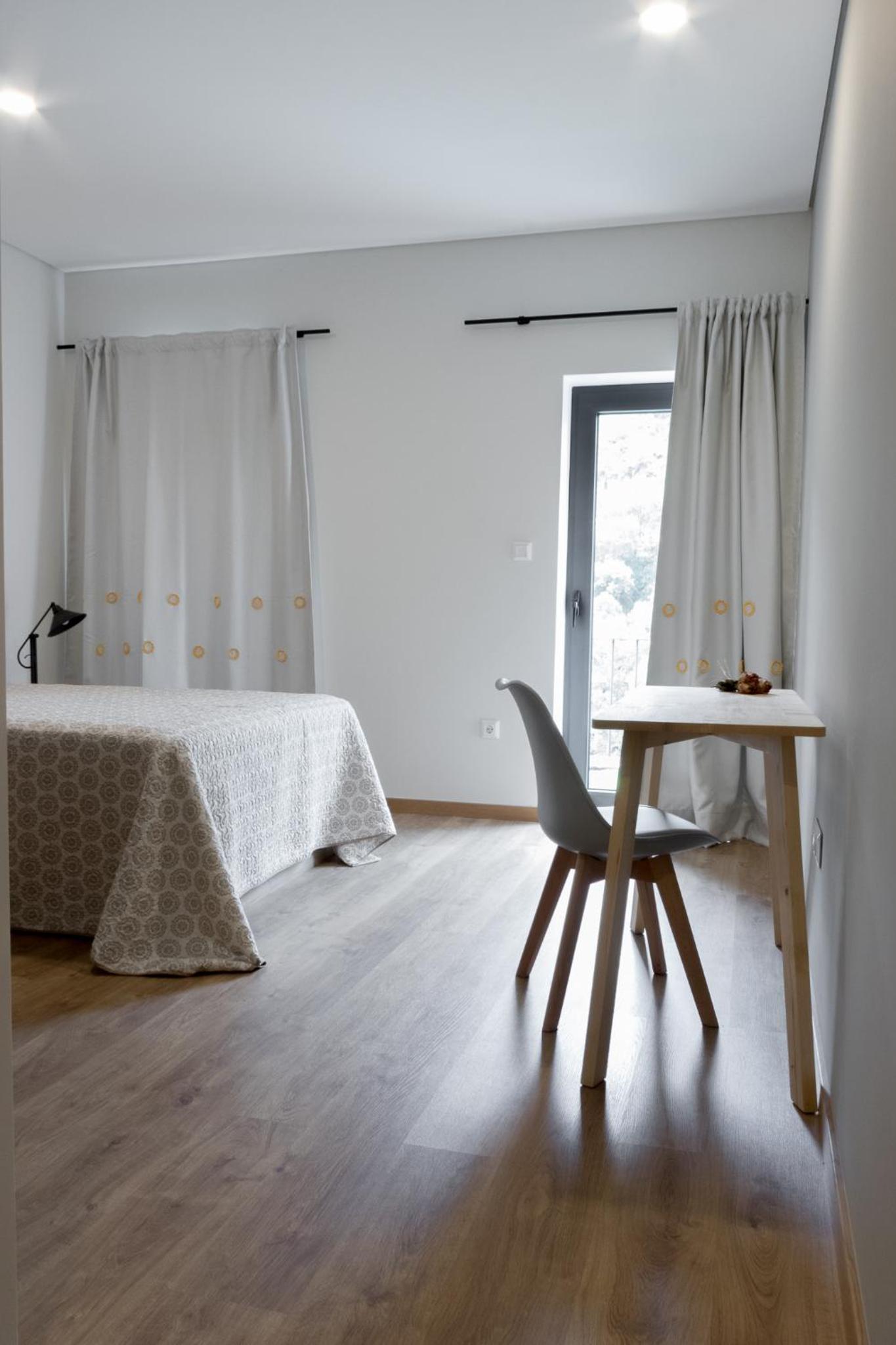 Deluxe Double or Twin Room with Balcony photo 2
