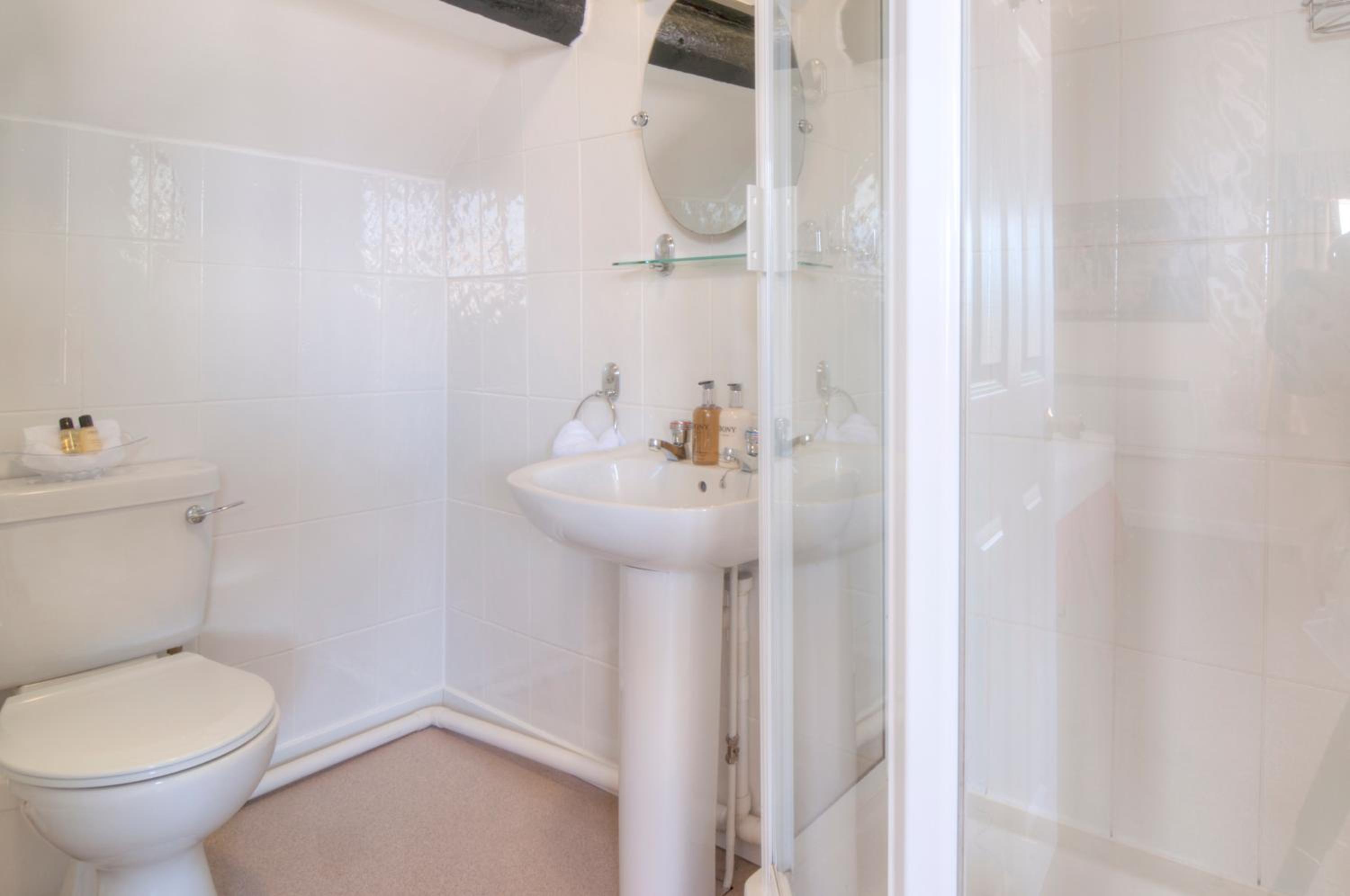 Family Room with Shower - Photo 4