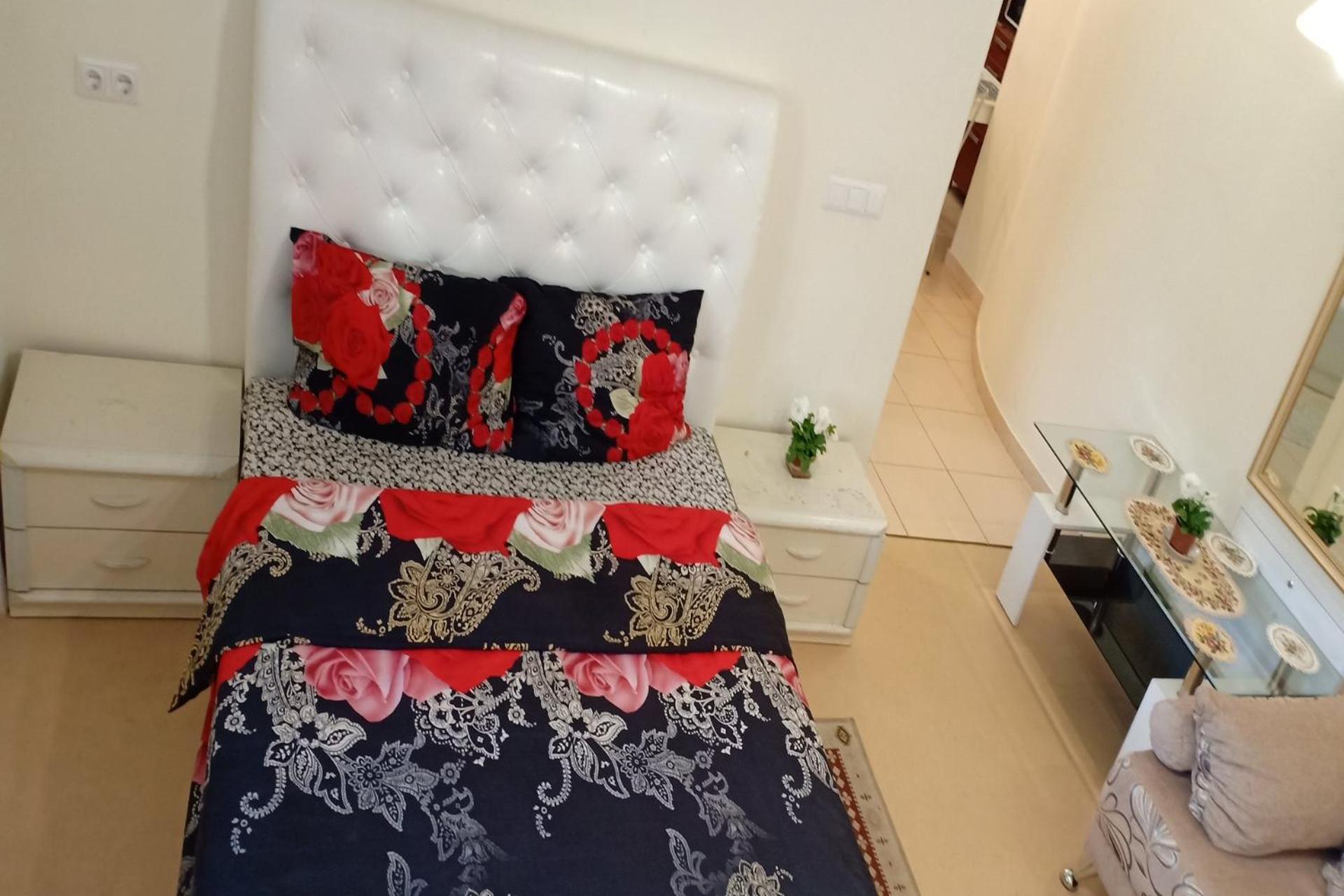 One-Bedroom Apartment - Photo 13