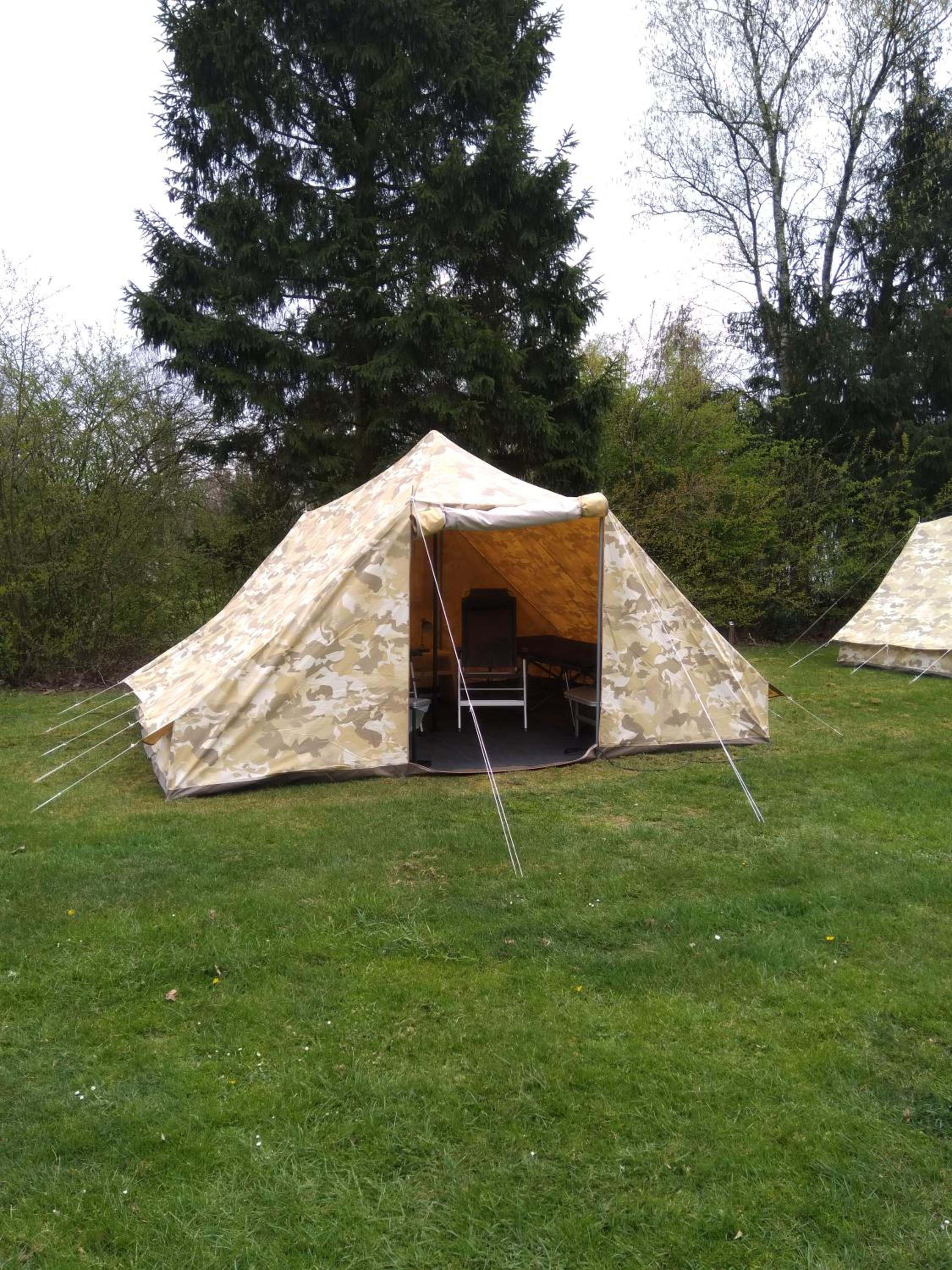 Hoteltent photo 2