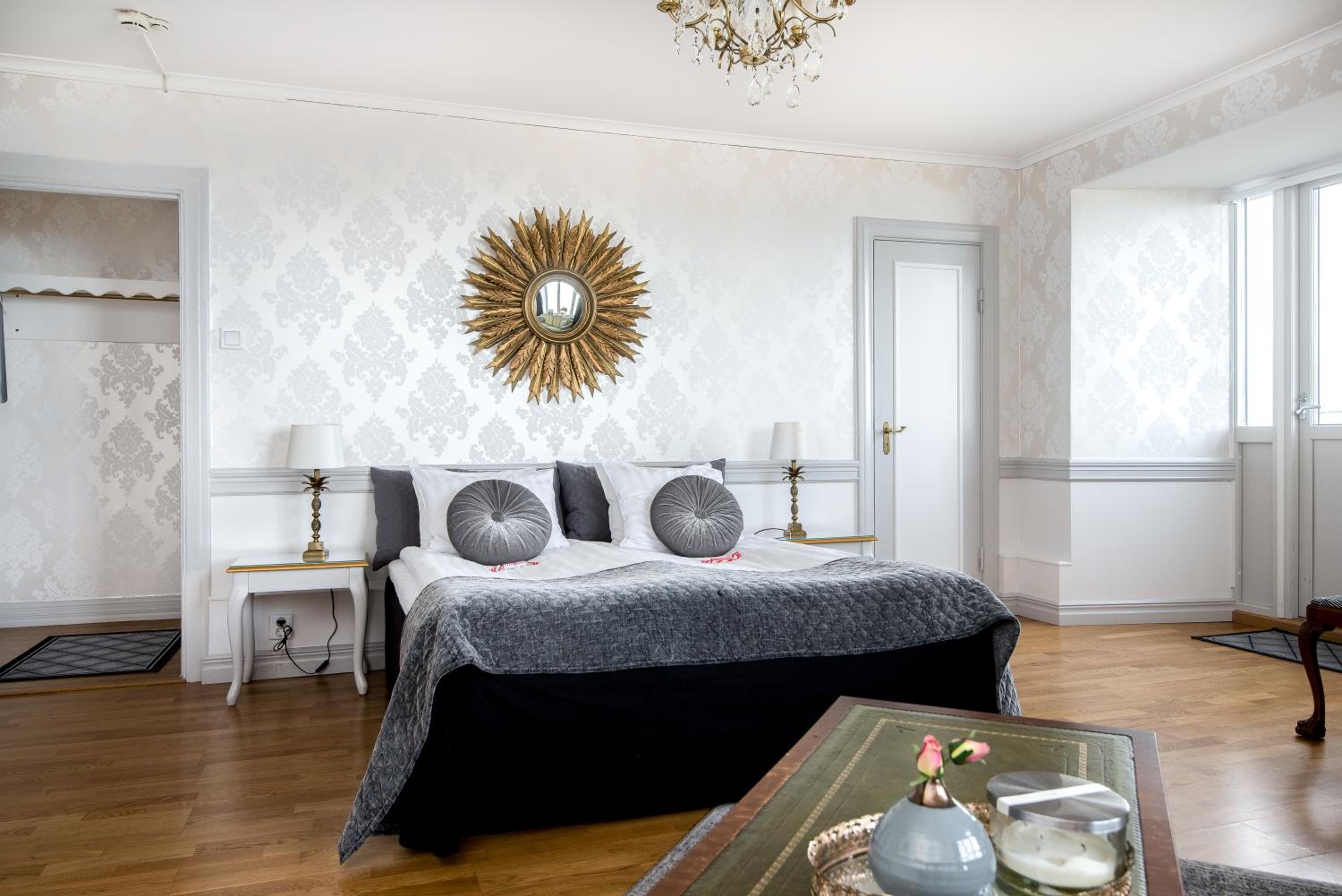 Suite with Balcony
