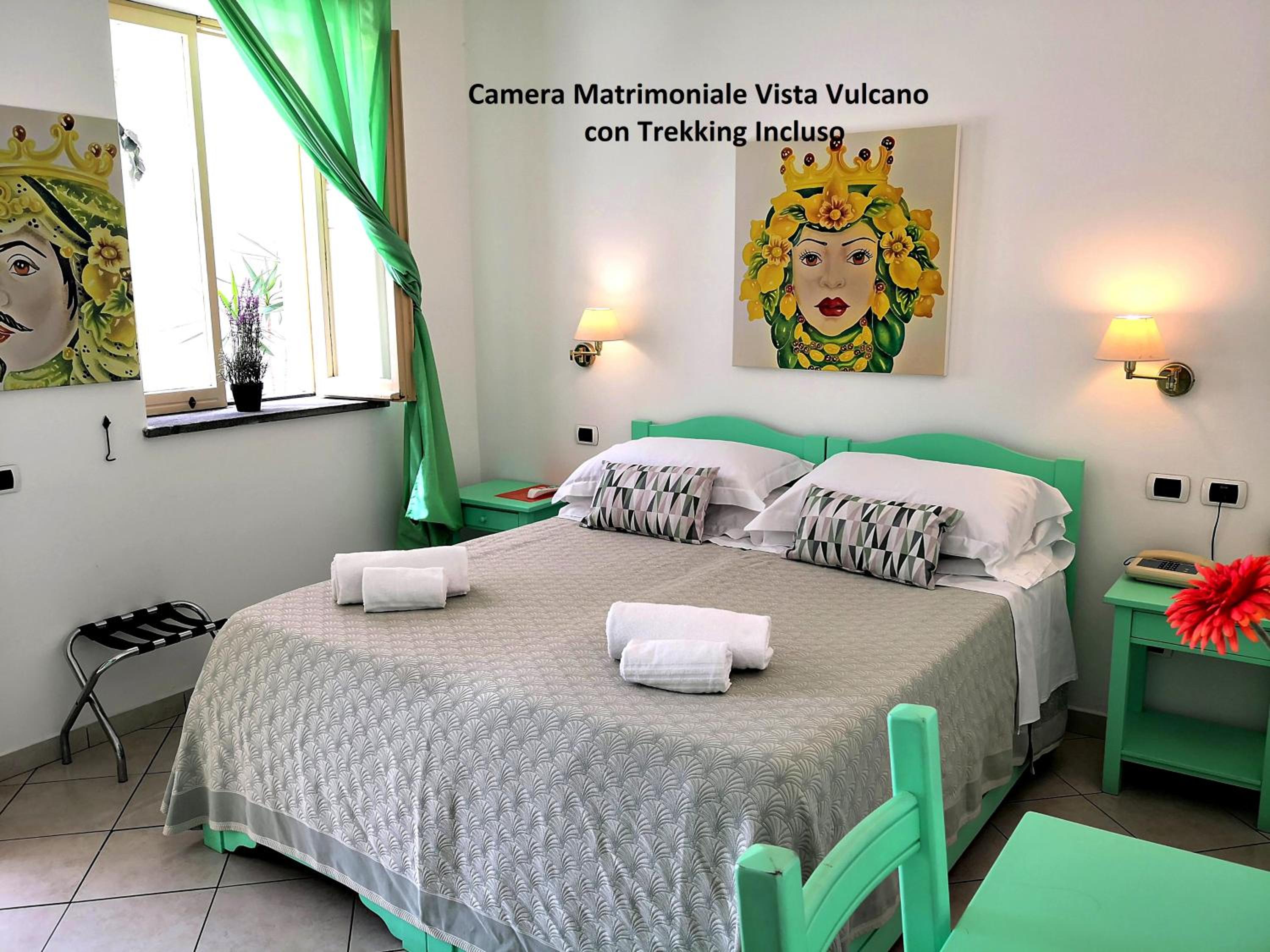 Double Room - Trekking Included