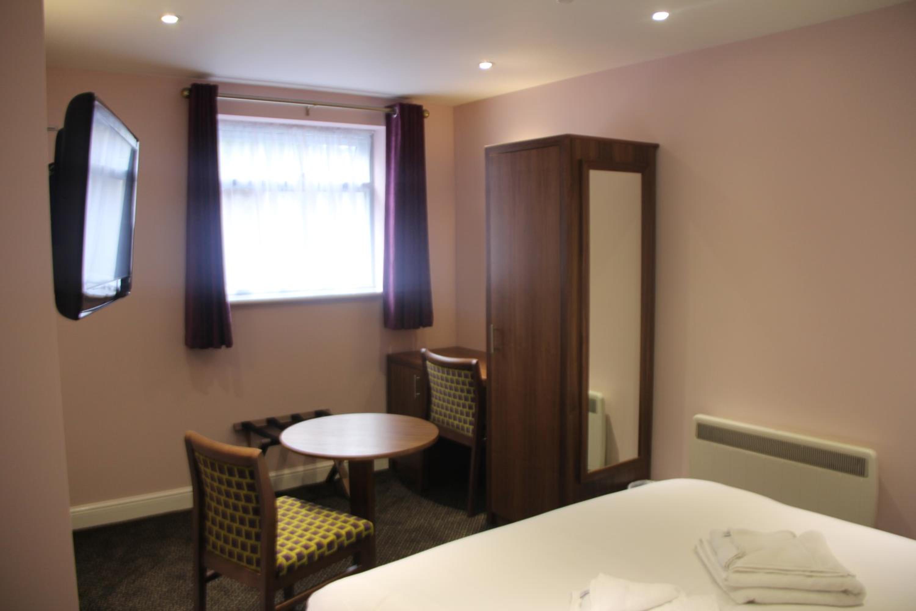 Superior Double Room - Photo 1