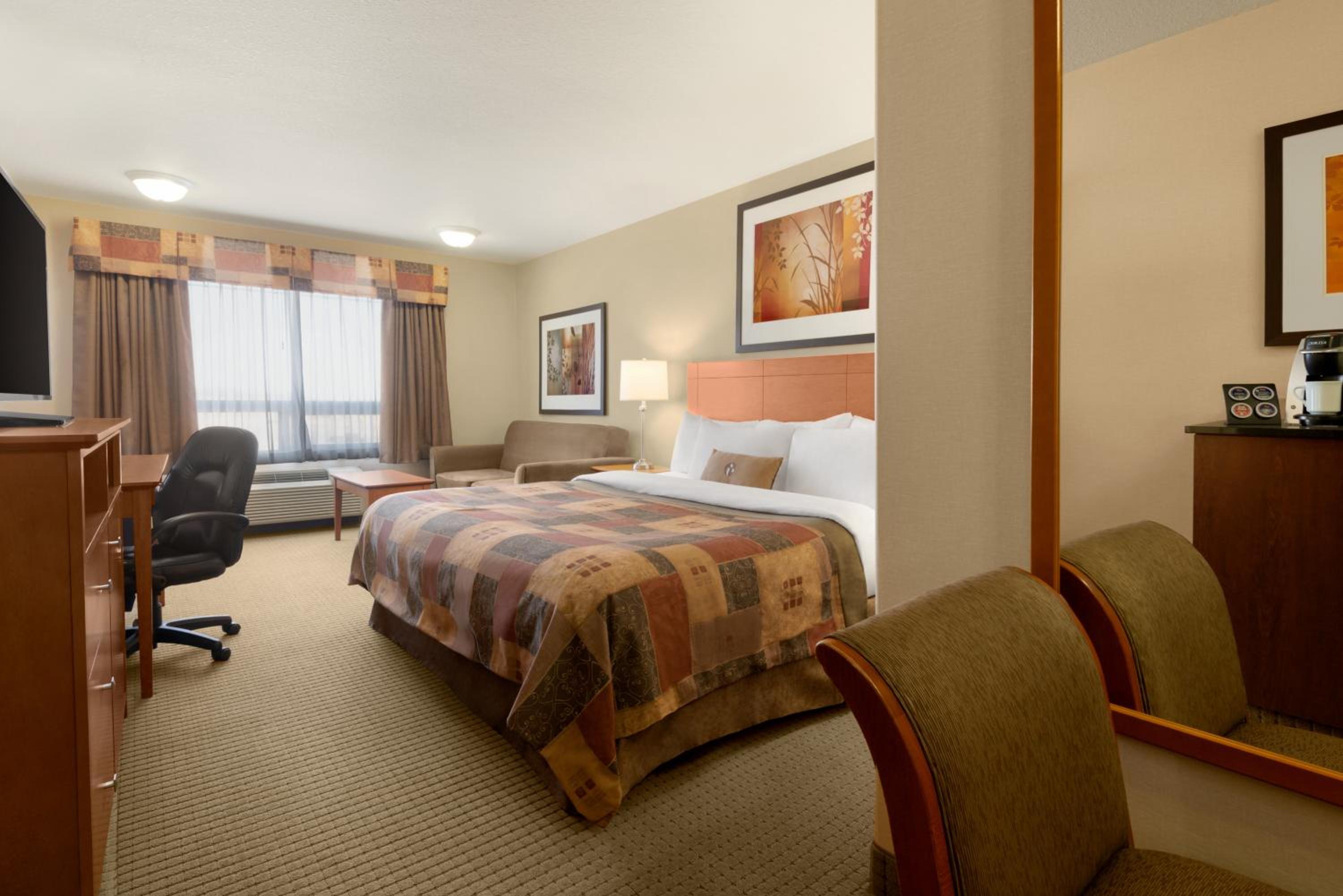 King Room- Non-Smoking - Photo 1