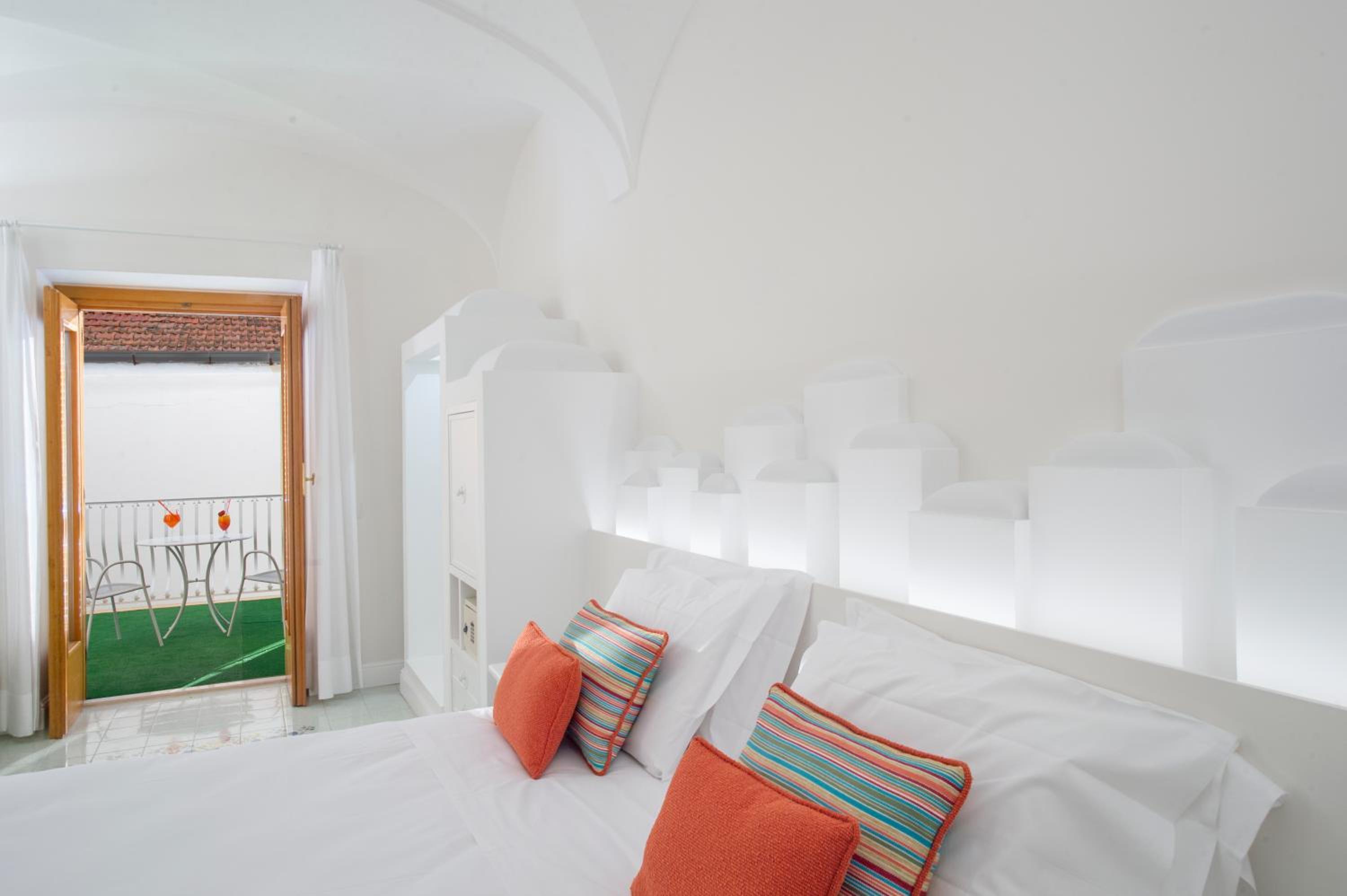 Standard Quadruple Room No Sea View - Photo 13