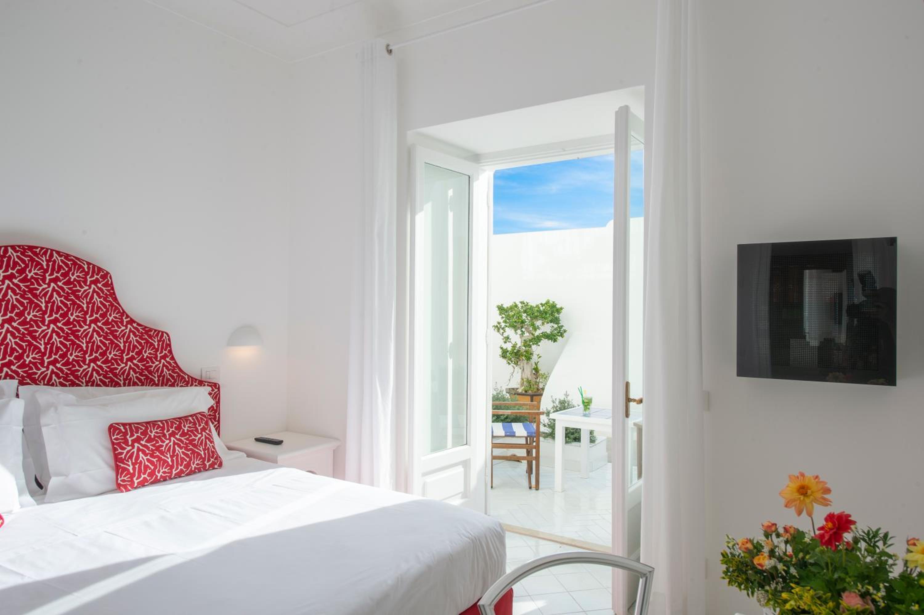 Standard Double Room No Sea View - Photo 2