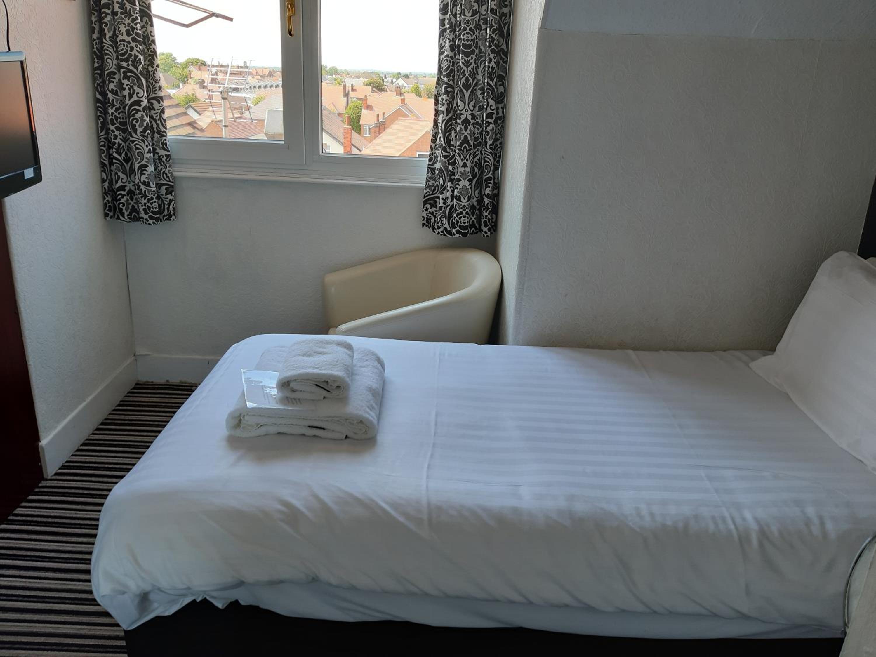 Single Room photo 2