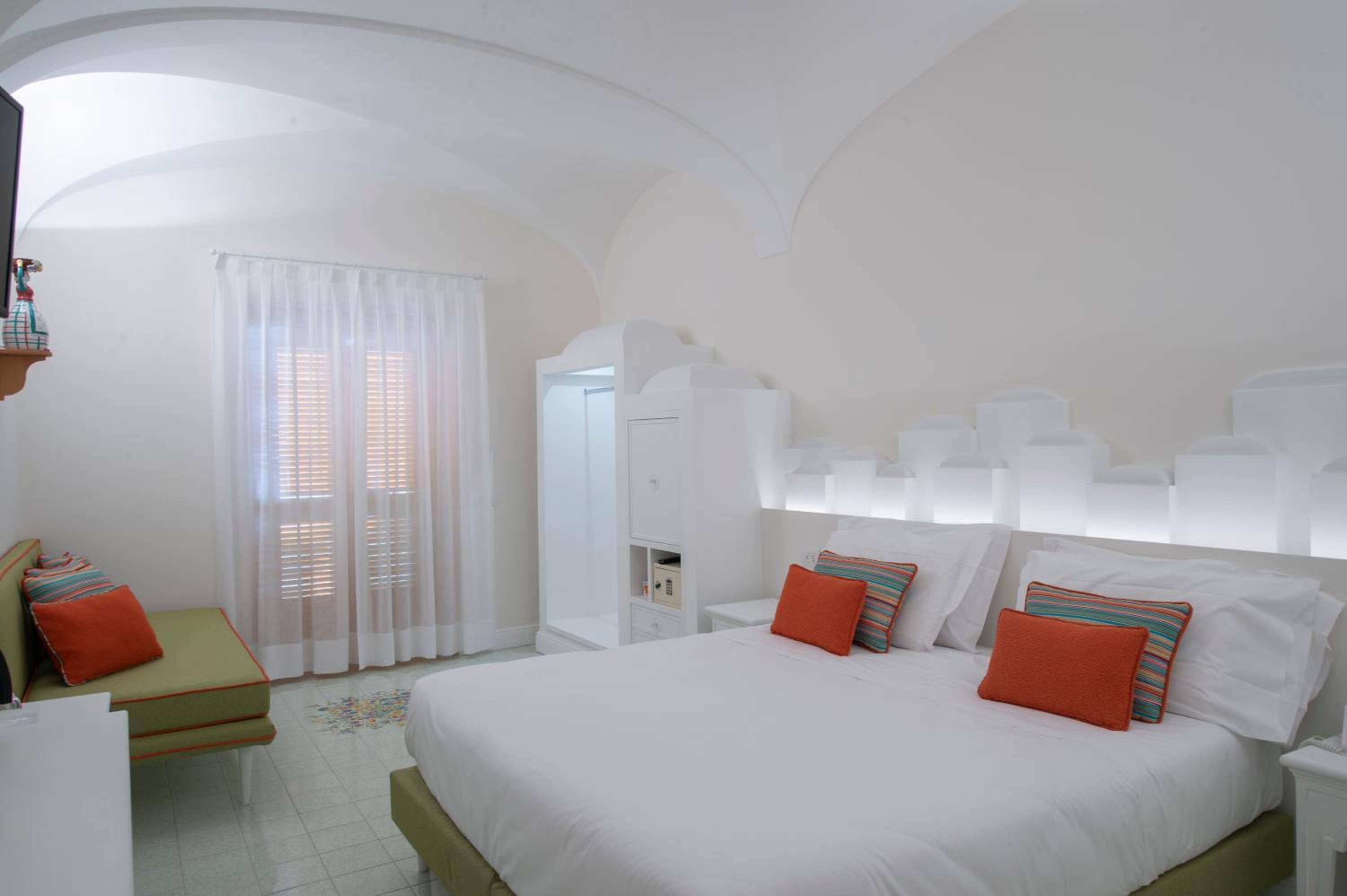 Standard Quadruple Room No Sea View - Photo 14