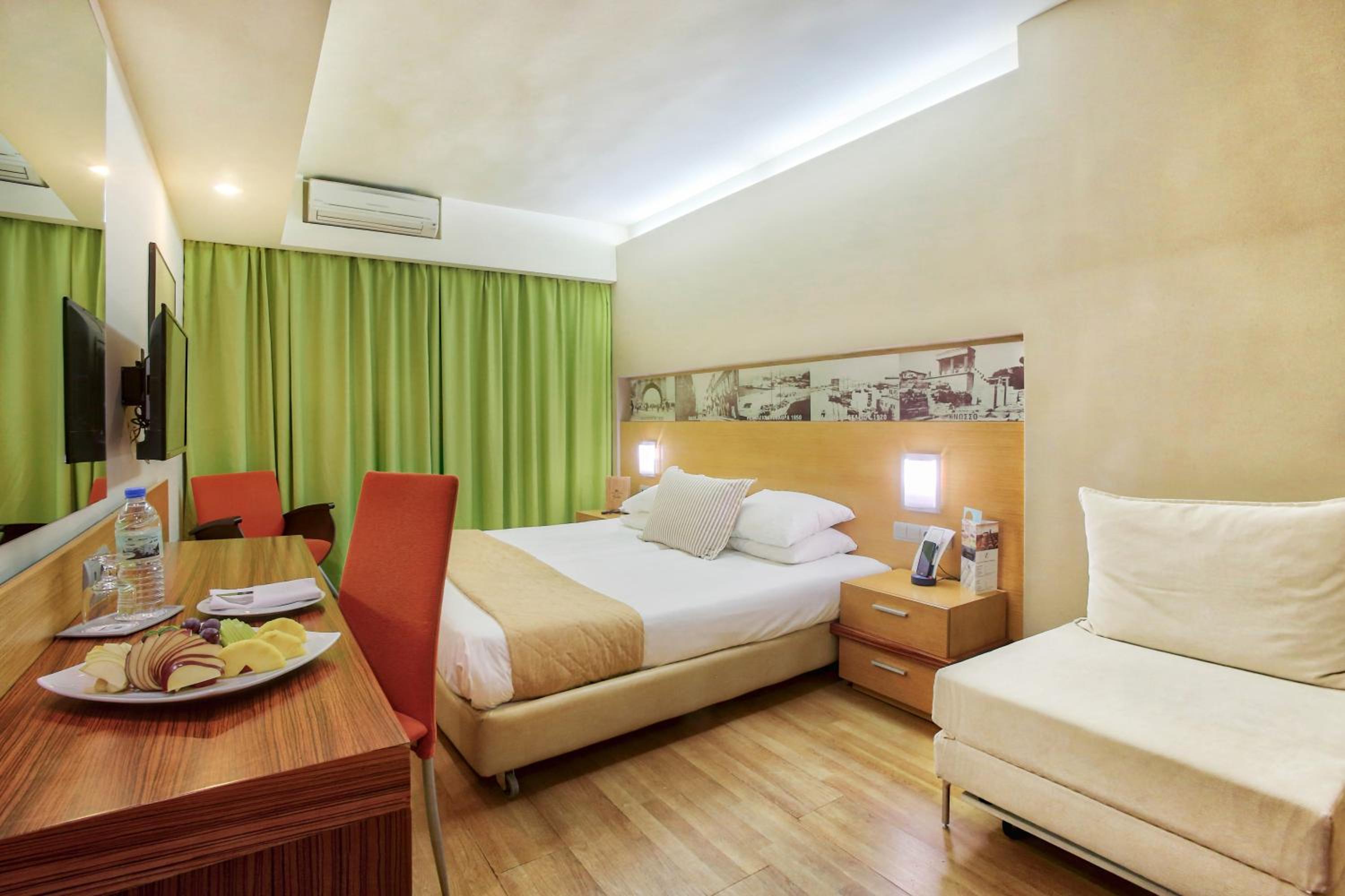 Comfort Room - Photo 1