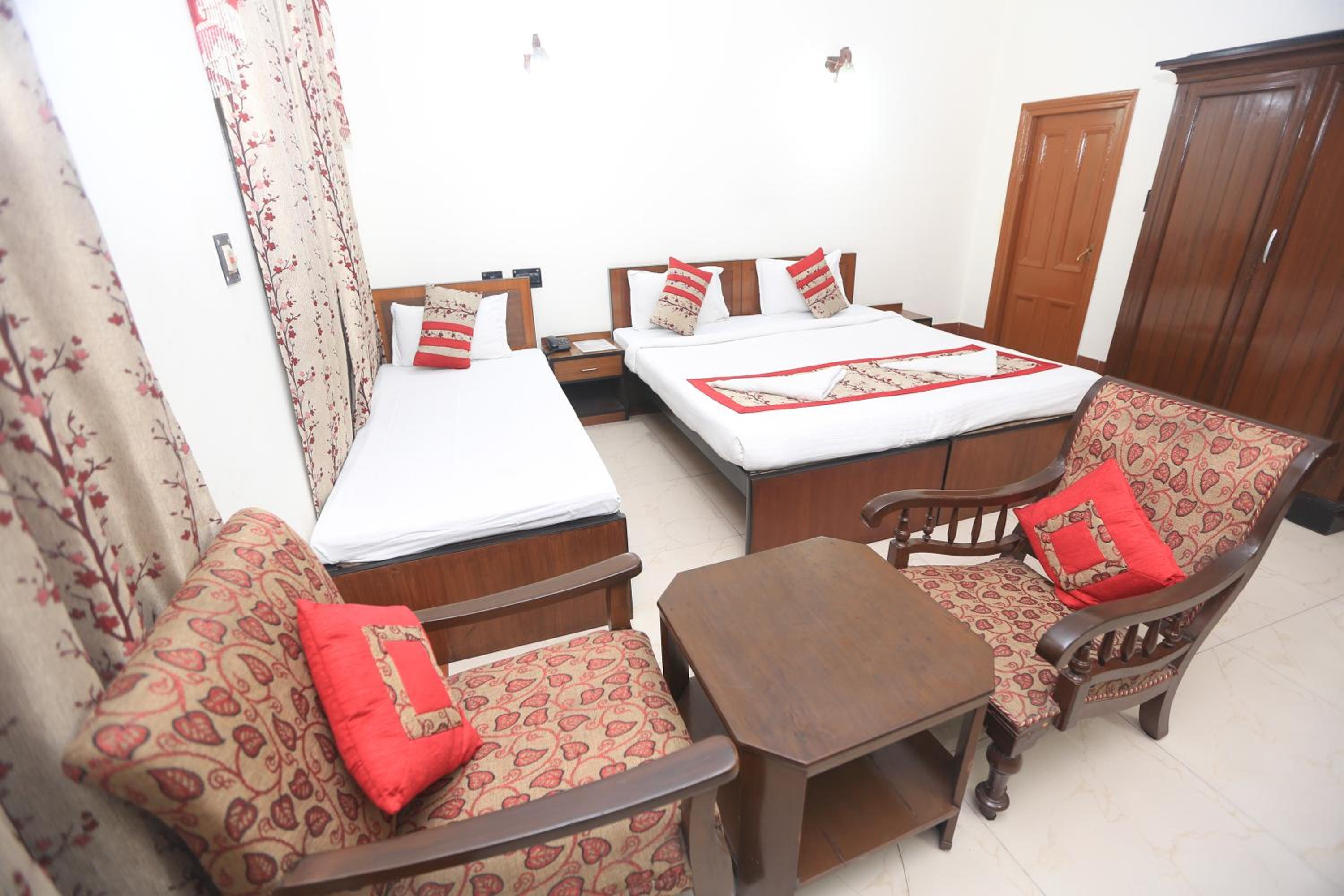 Budget Triple Room