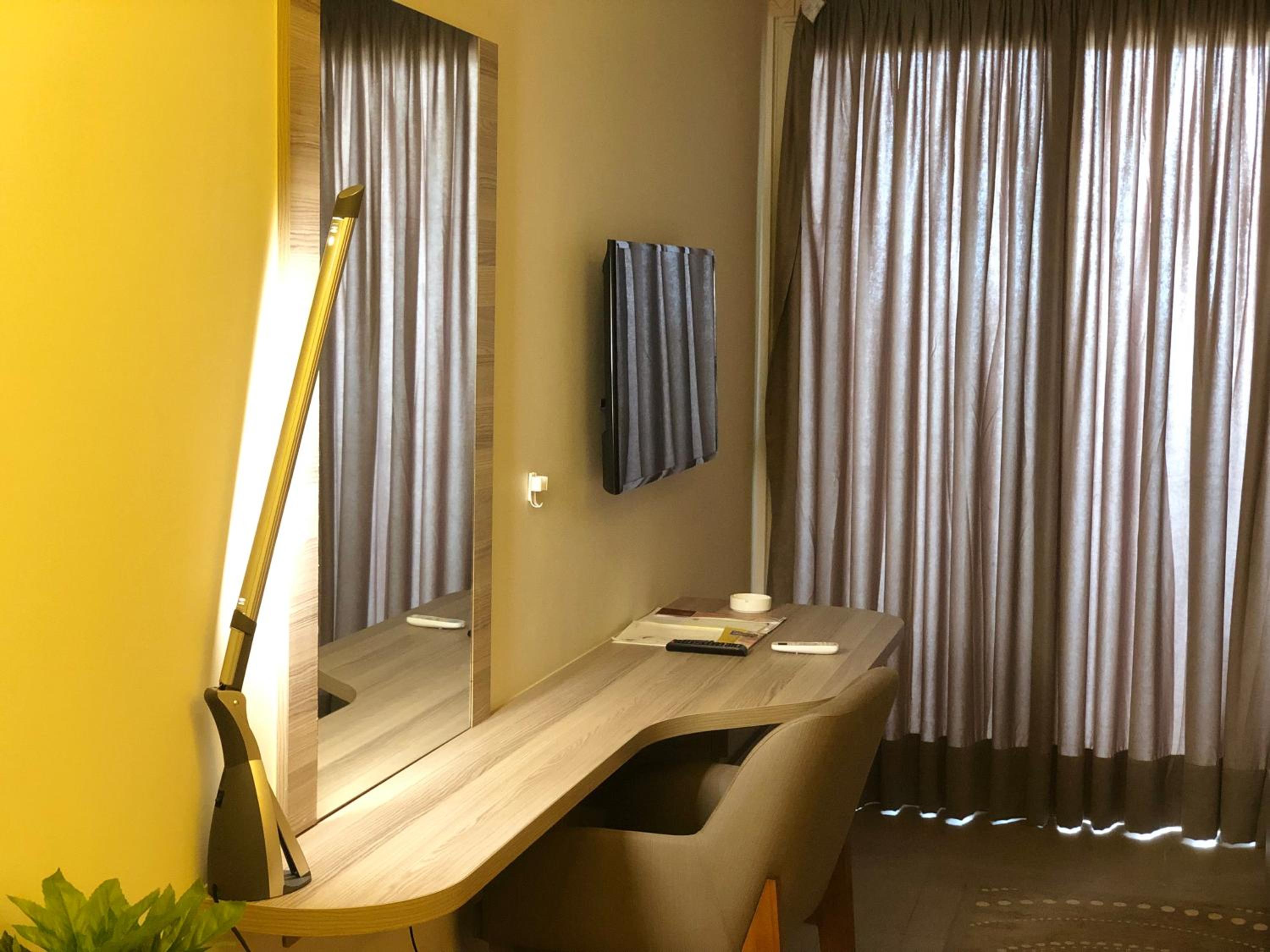 Executive Suite photo 2