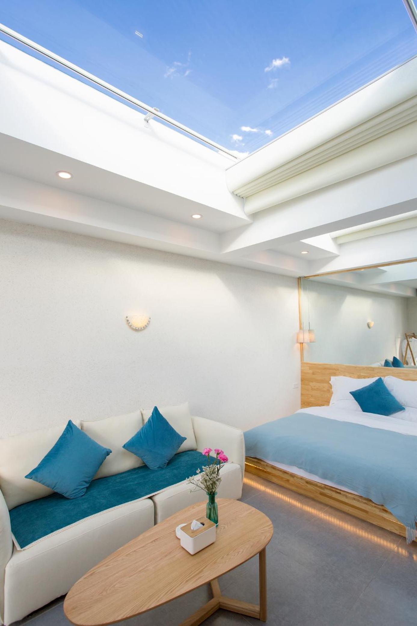 King Room with Lake View photo 1