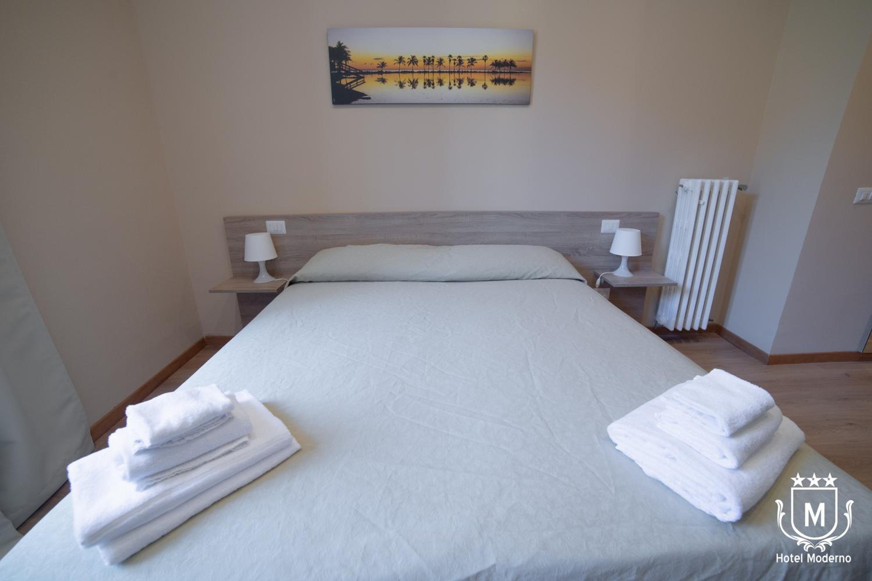 Small Double Room Single use