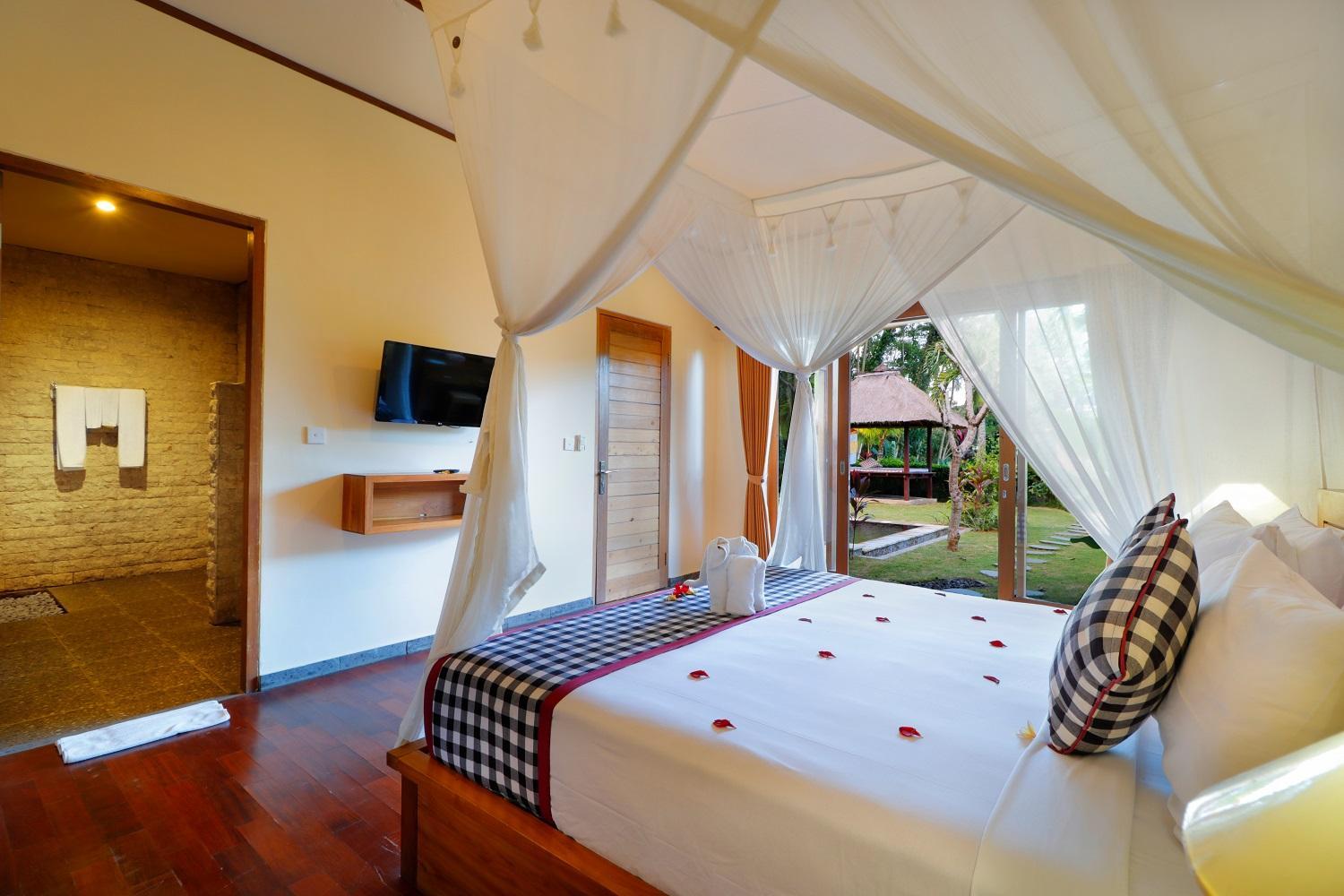 Two-Bedroom Villa with Private Pool - Photo 3