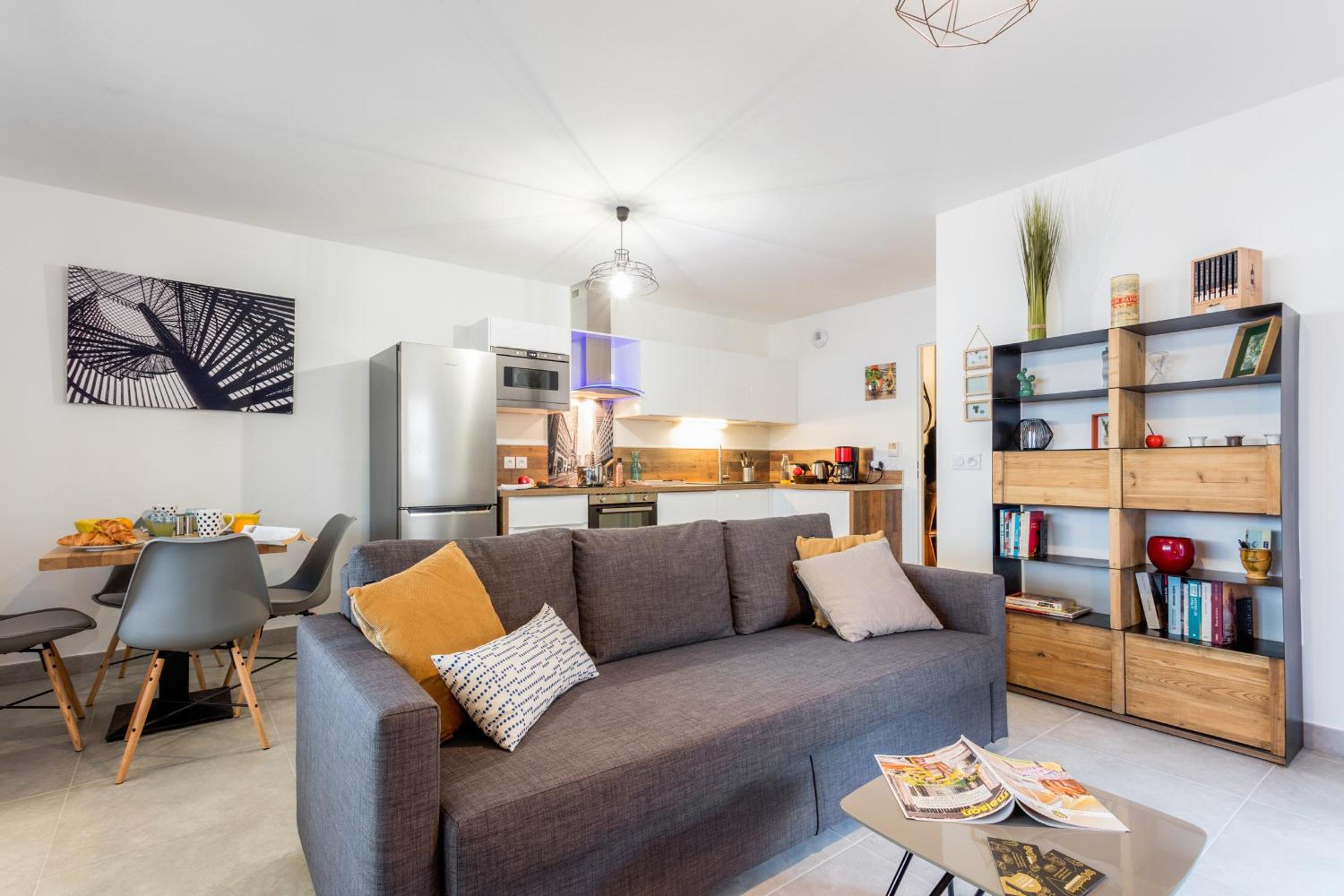 Superior Apartment
