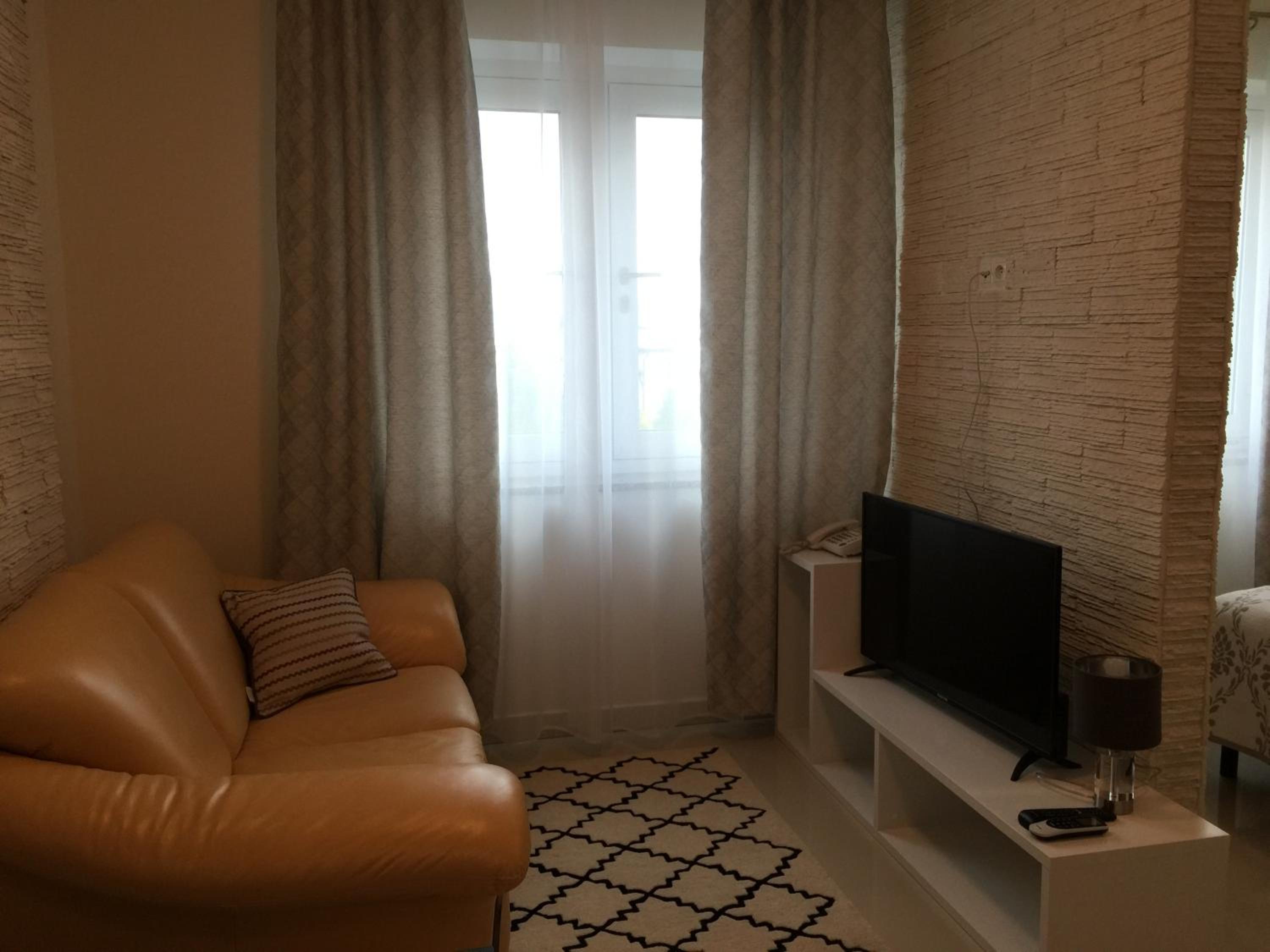 Studio Apartment photo 3