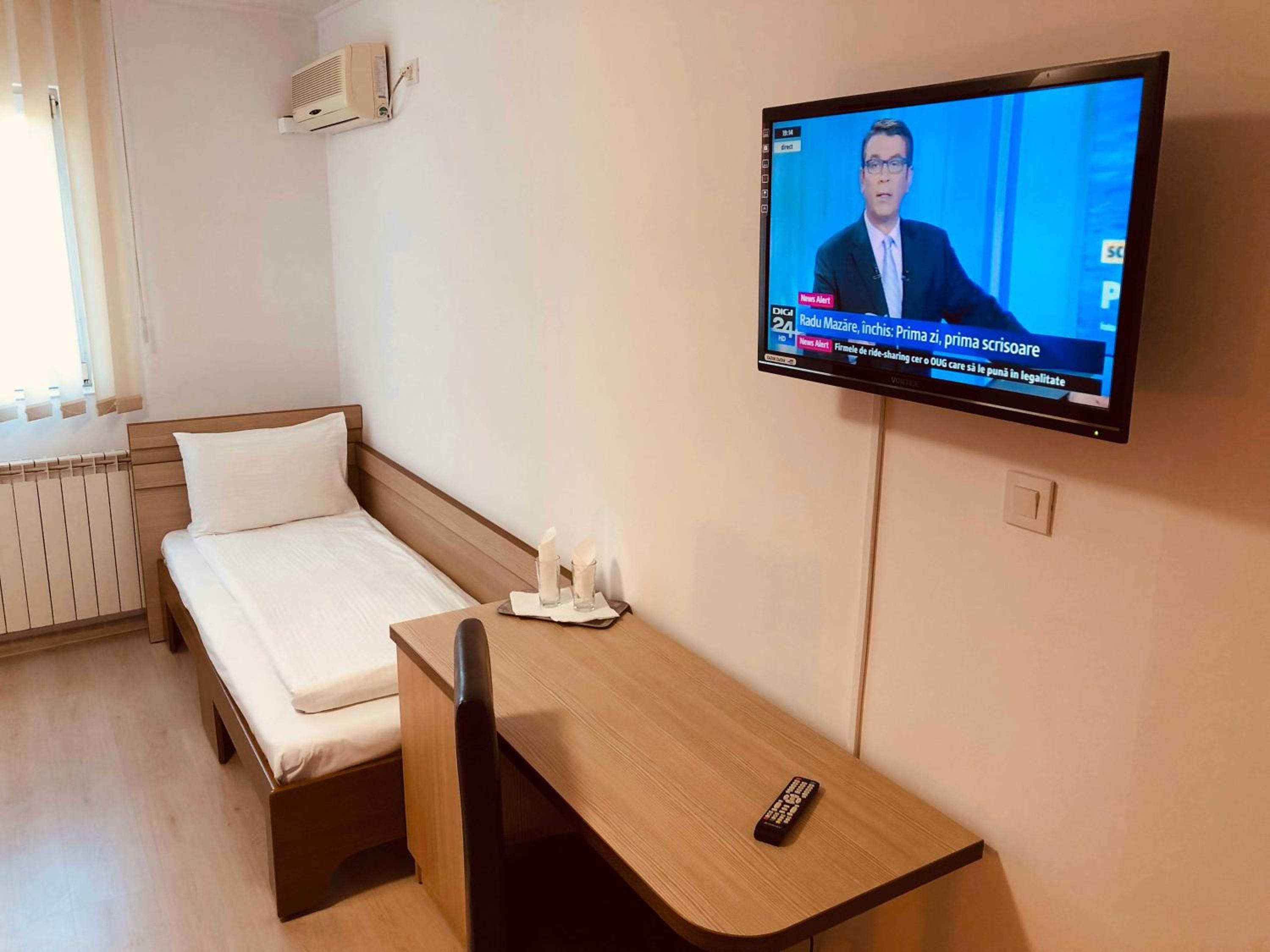 Superior Triple Room - Photo 11