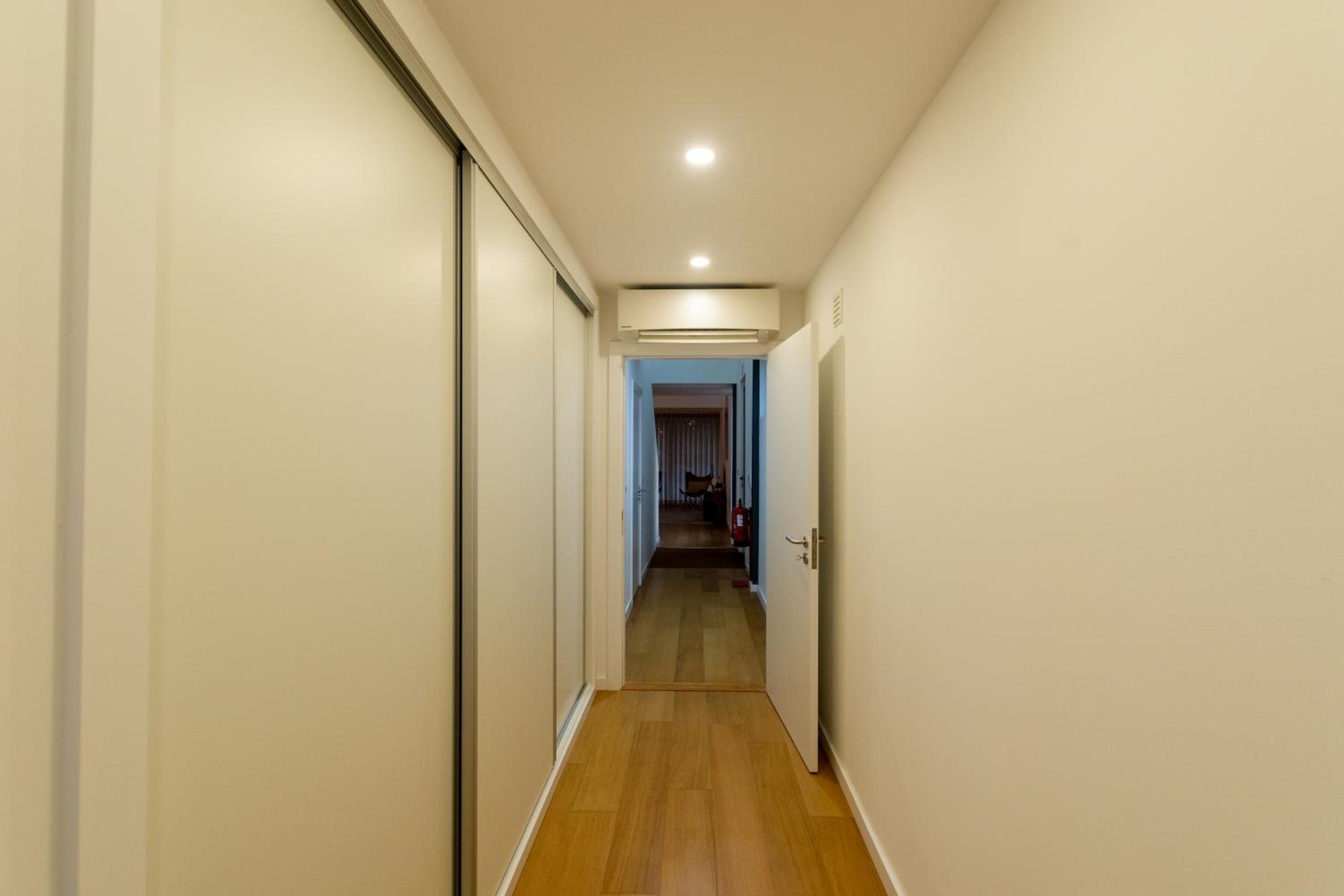 Three-Bedroom Villa photo 1