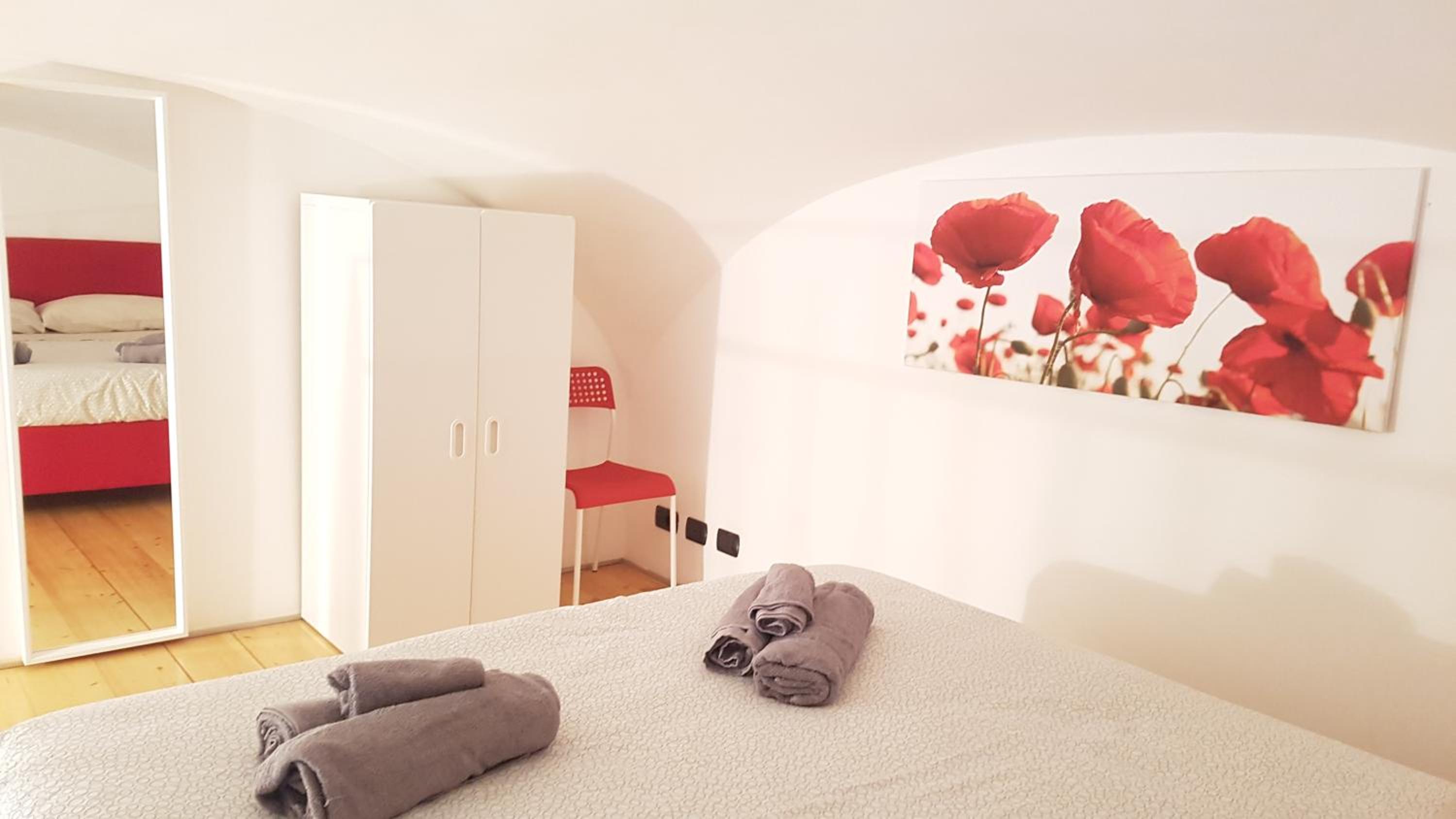 Two-Bedroom Apartment - Photo 6
