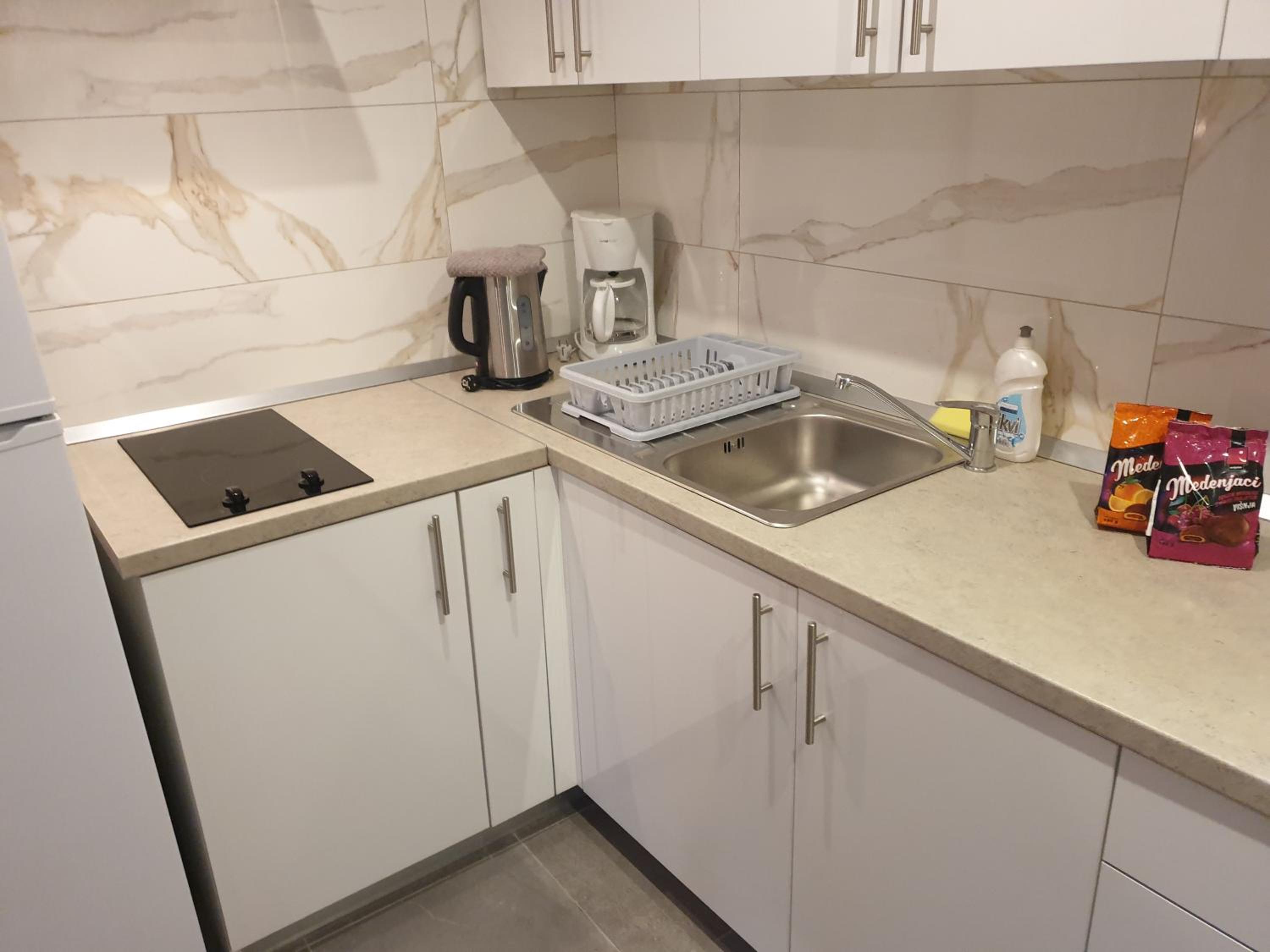 Studio Apartment with Sea View - Photo 3