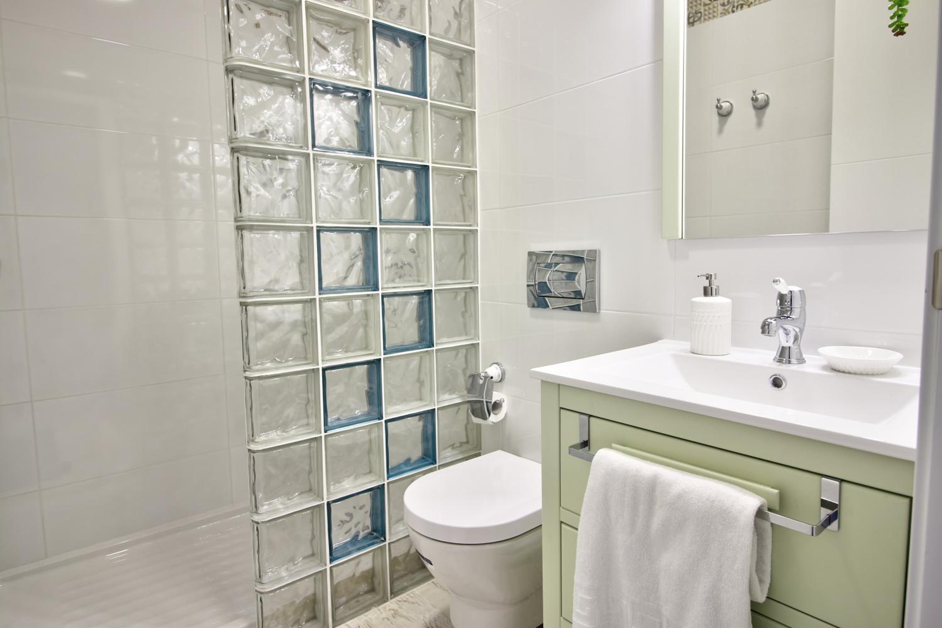 1-Bedroom Apartment - Ground Floor photo 2