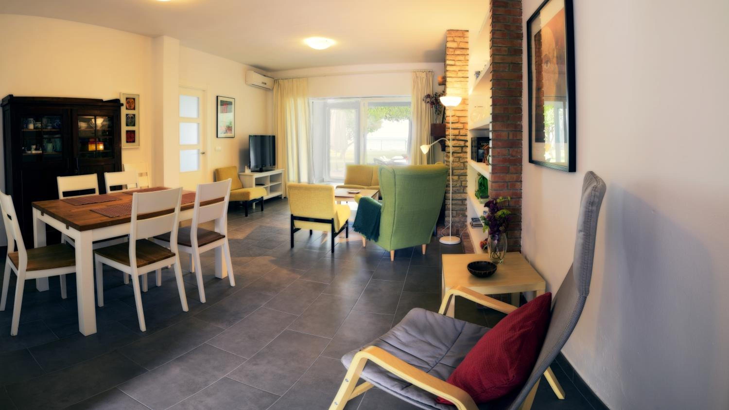 Casa de cuatro habitaciones