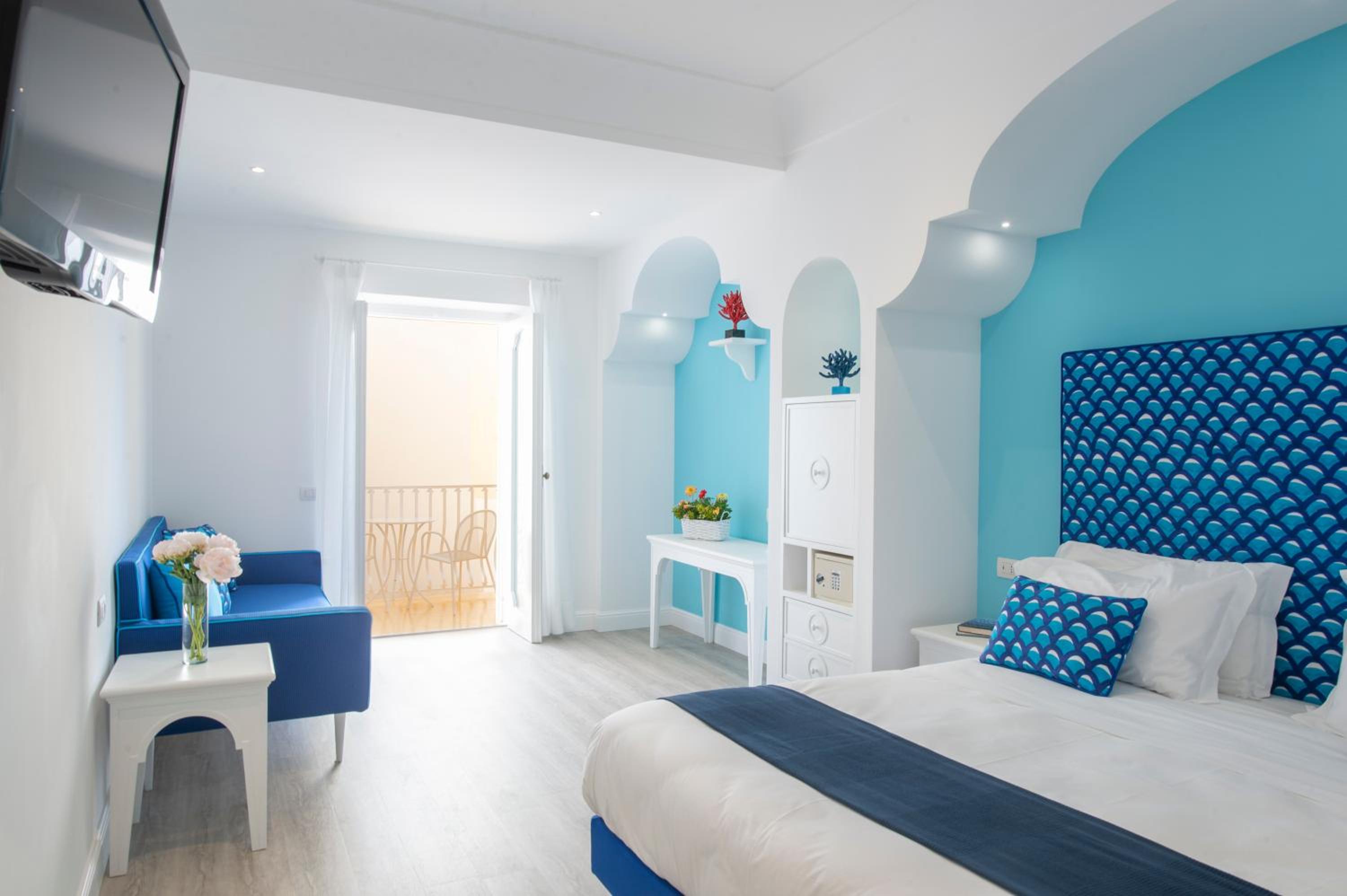 Standard Quadruple Room No Sea View - Photo 9