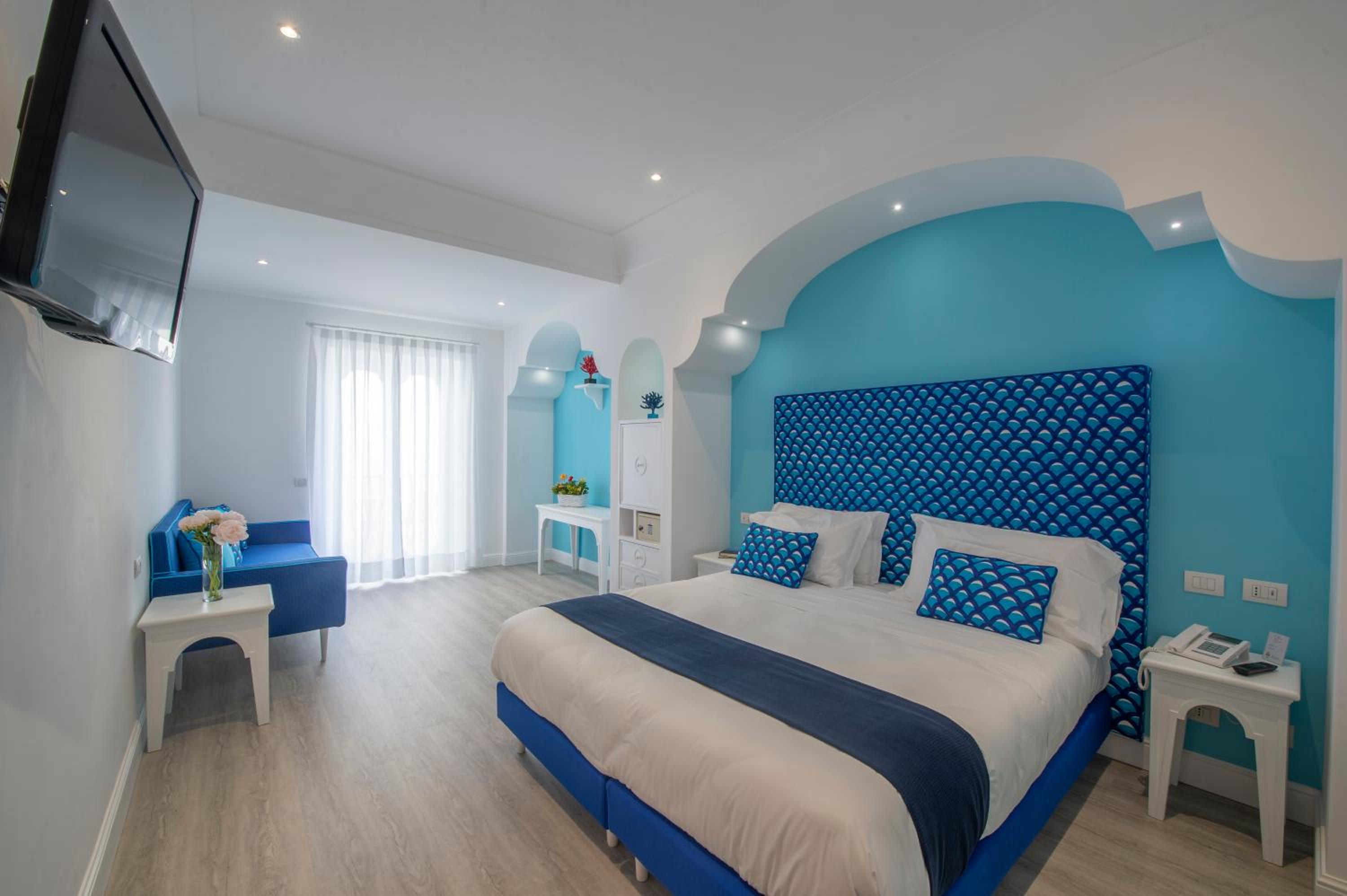 Standard Quadruple Room No Sea View - Photo 2