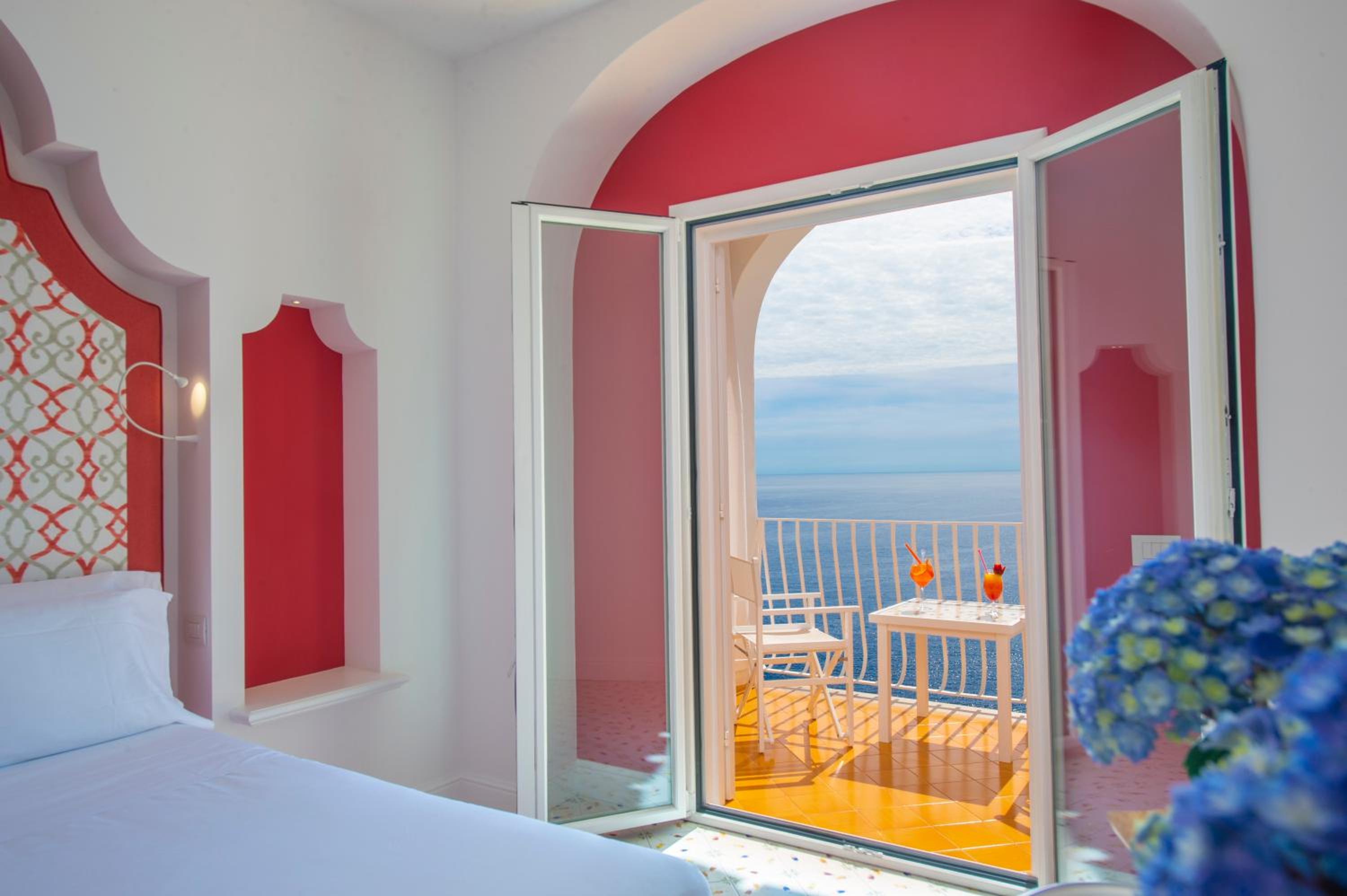 Mediterranean Double or Twin with Balcony and Sea View - Photo 5