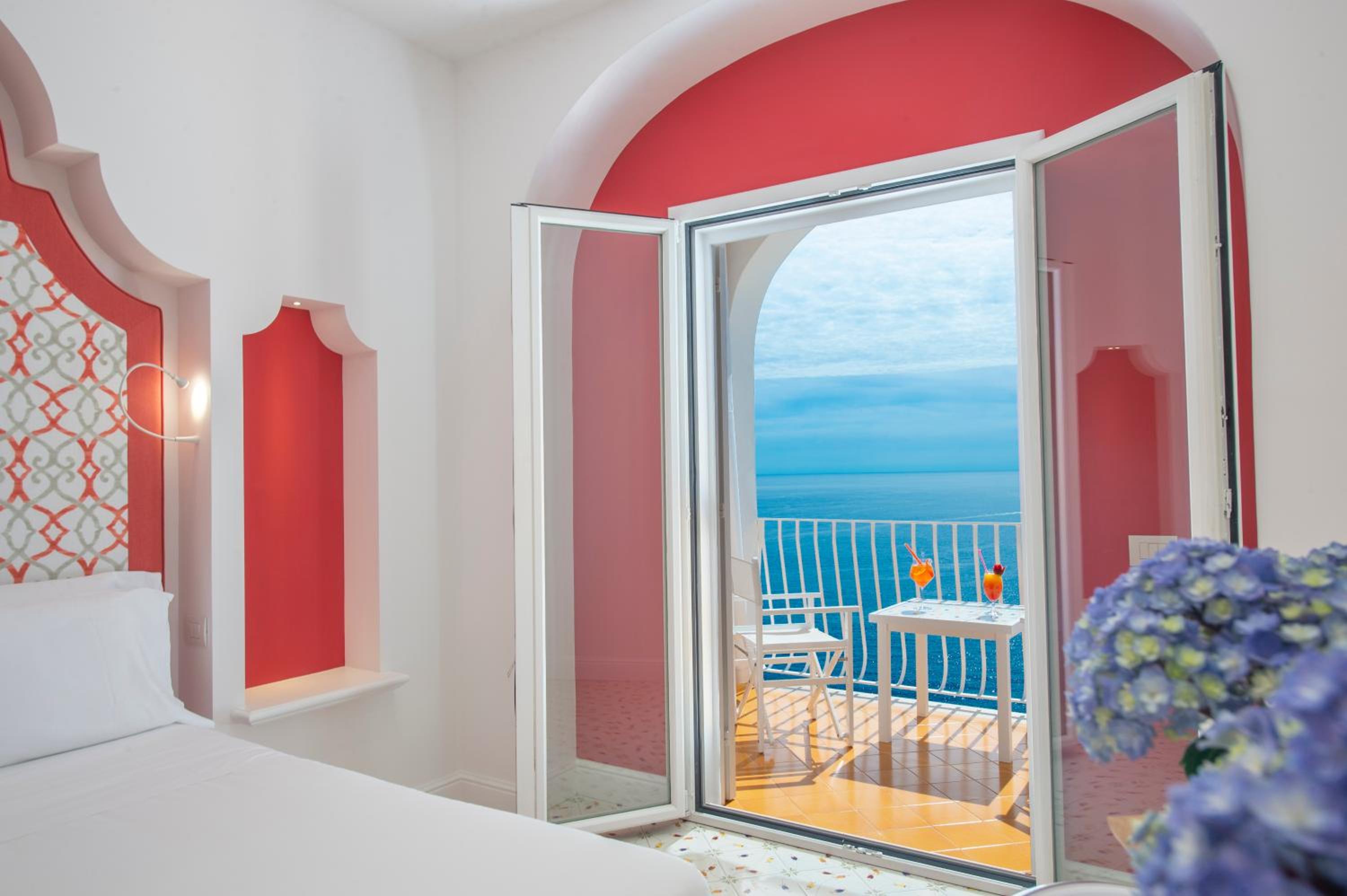 Mediterranean Double or Twin with Balcony and Sea View - Photo 6