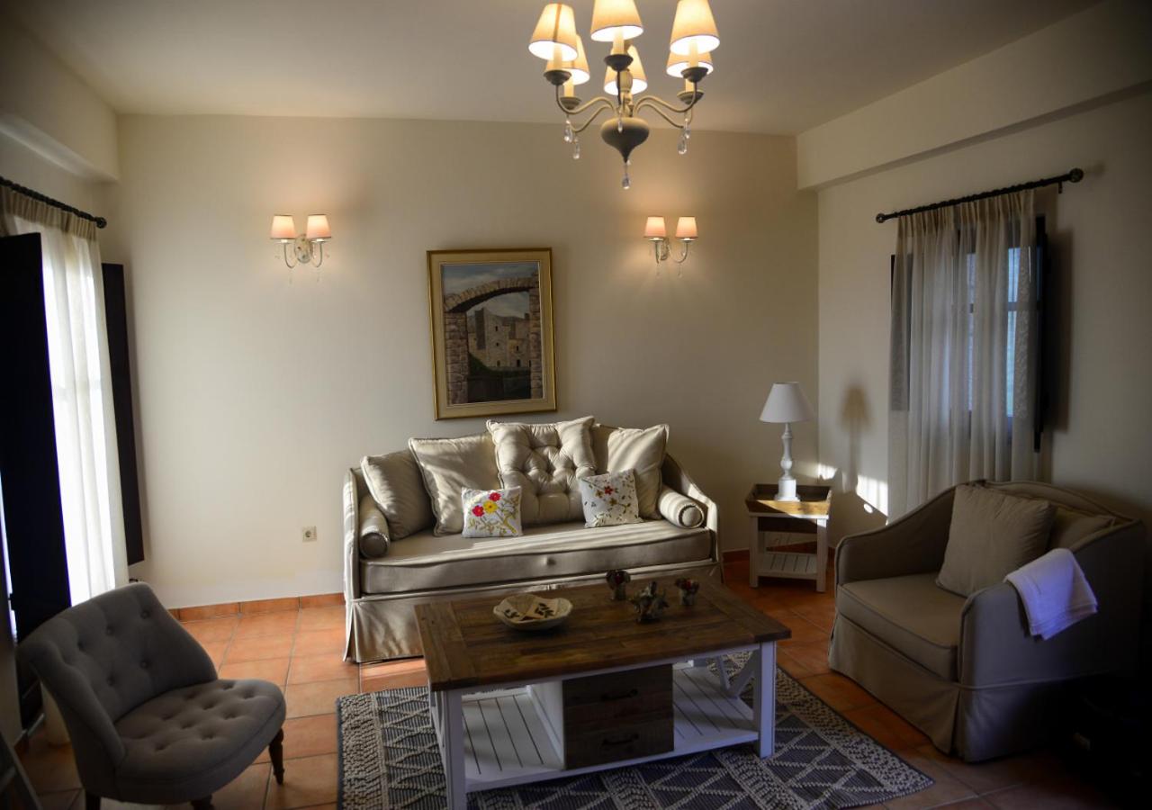 Suite with Sea View - Photo 3