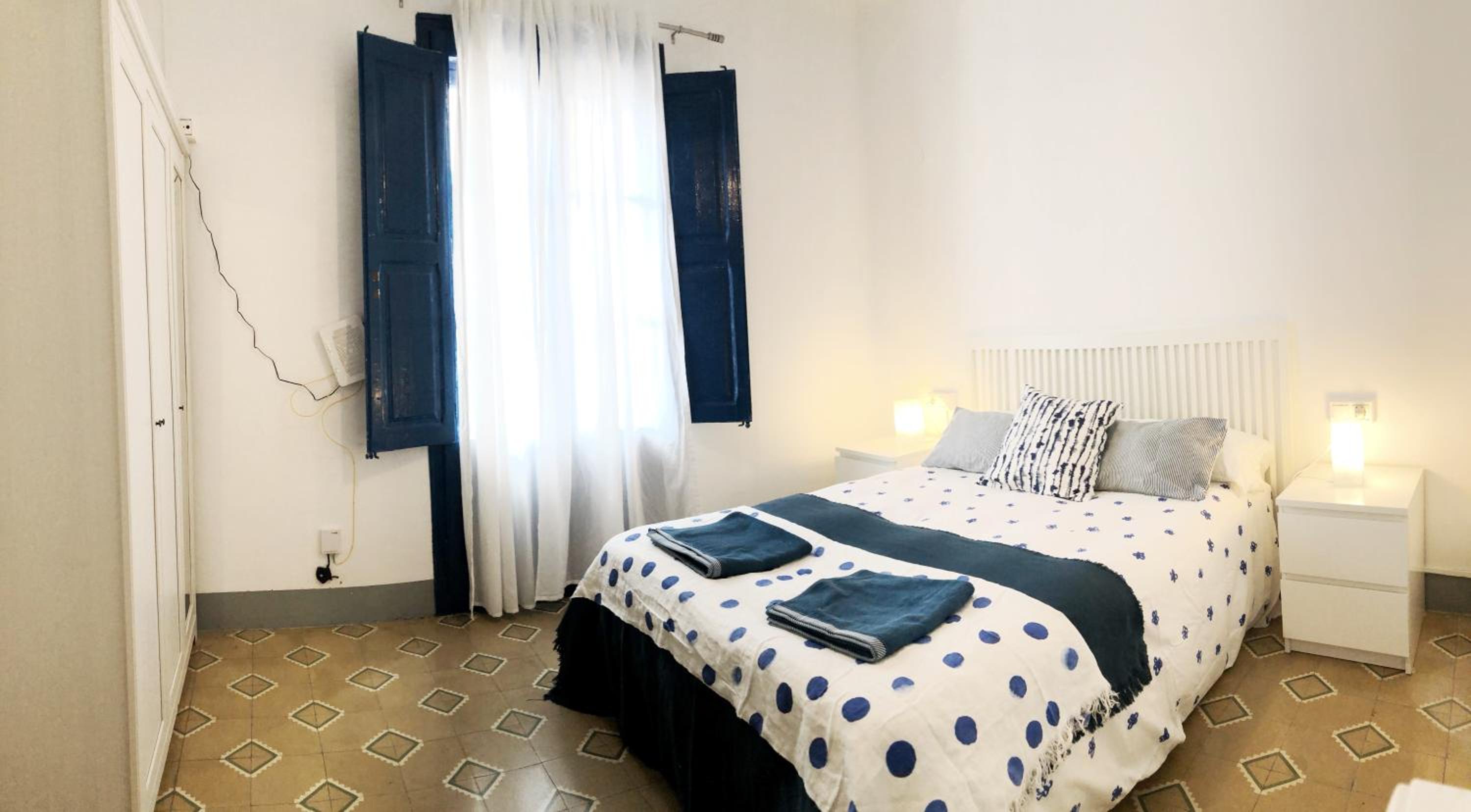 Apartment photo 2