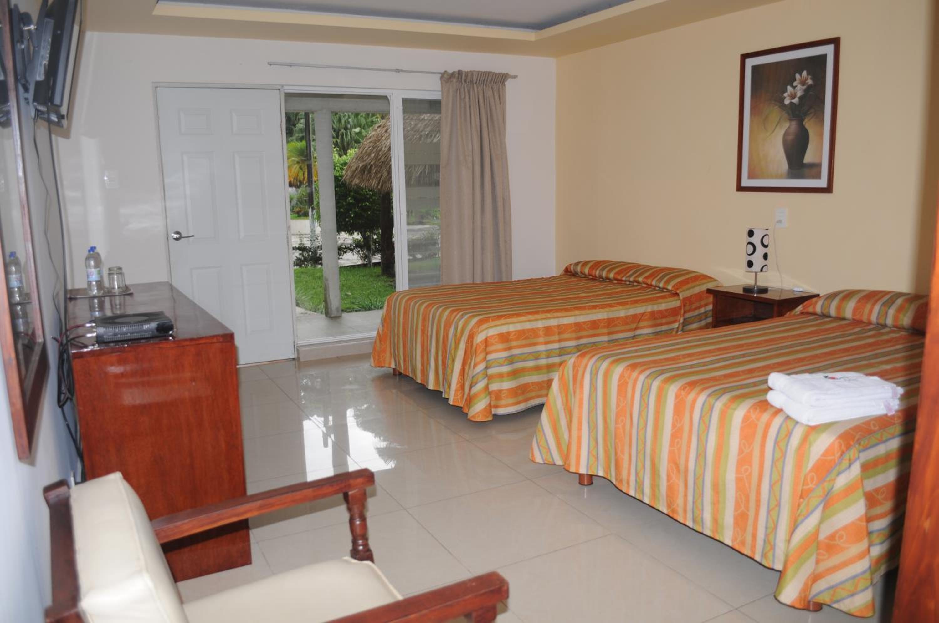 Superior Twin Room - Photo 11