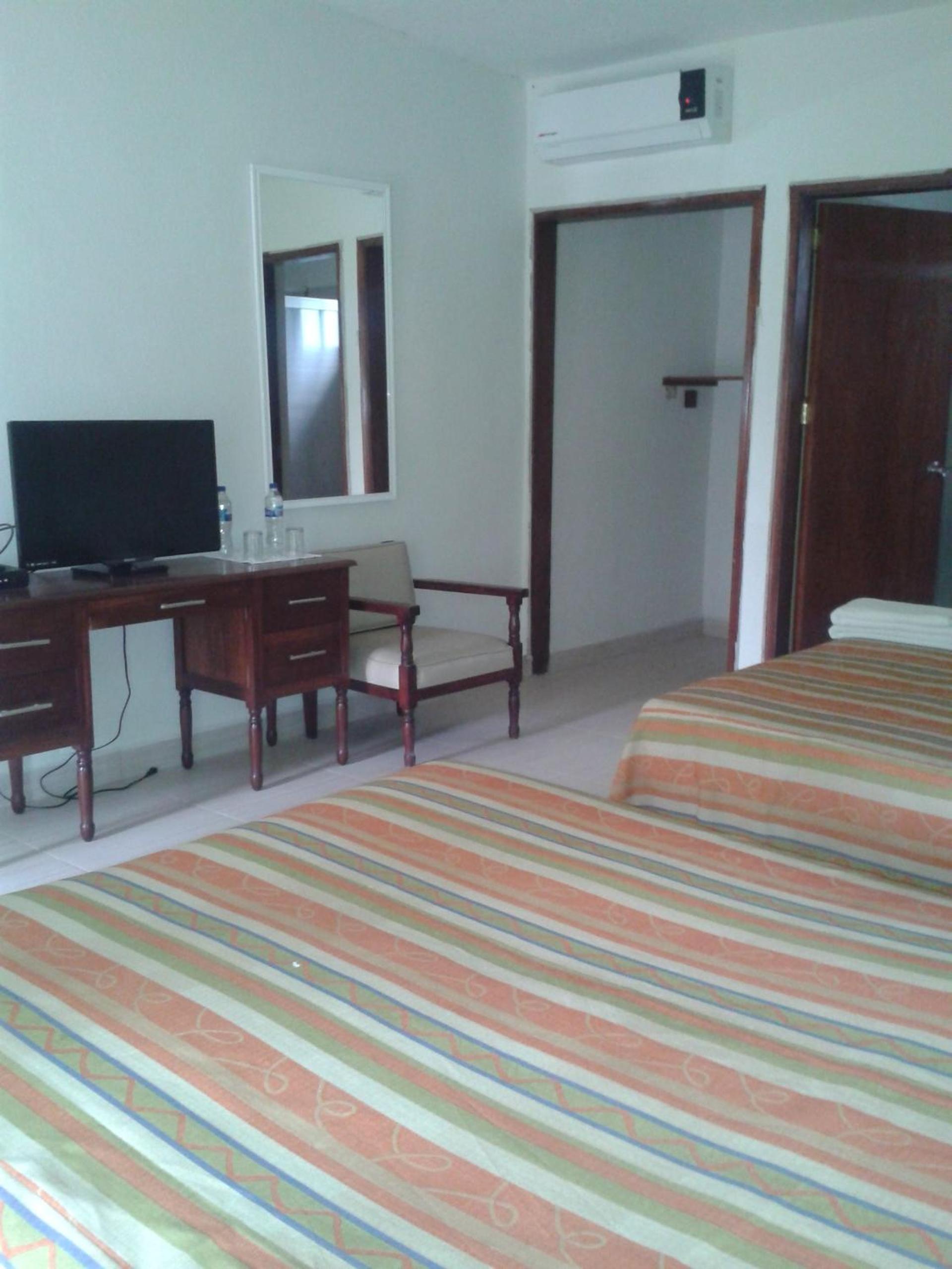 Superior Twin Room - Photo 3